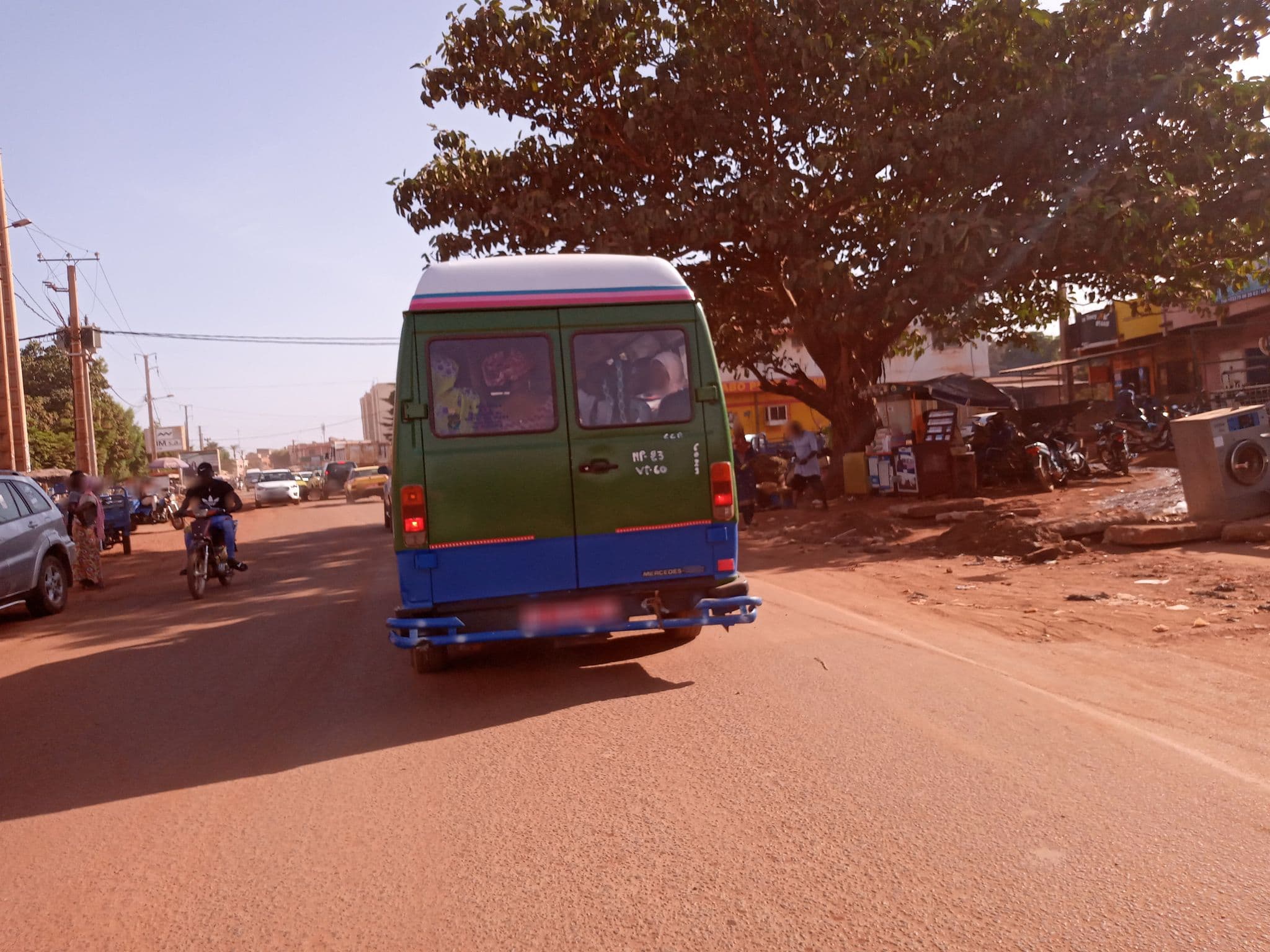 Street view near Hotel Le NABOUN, Bamako — © lassine77 (CC BY-SA · Mapillary)