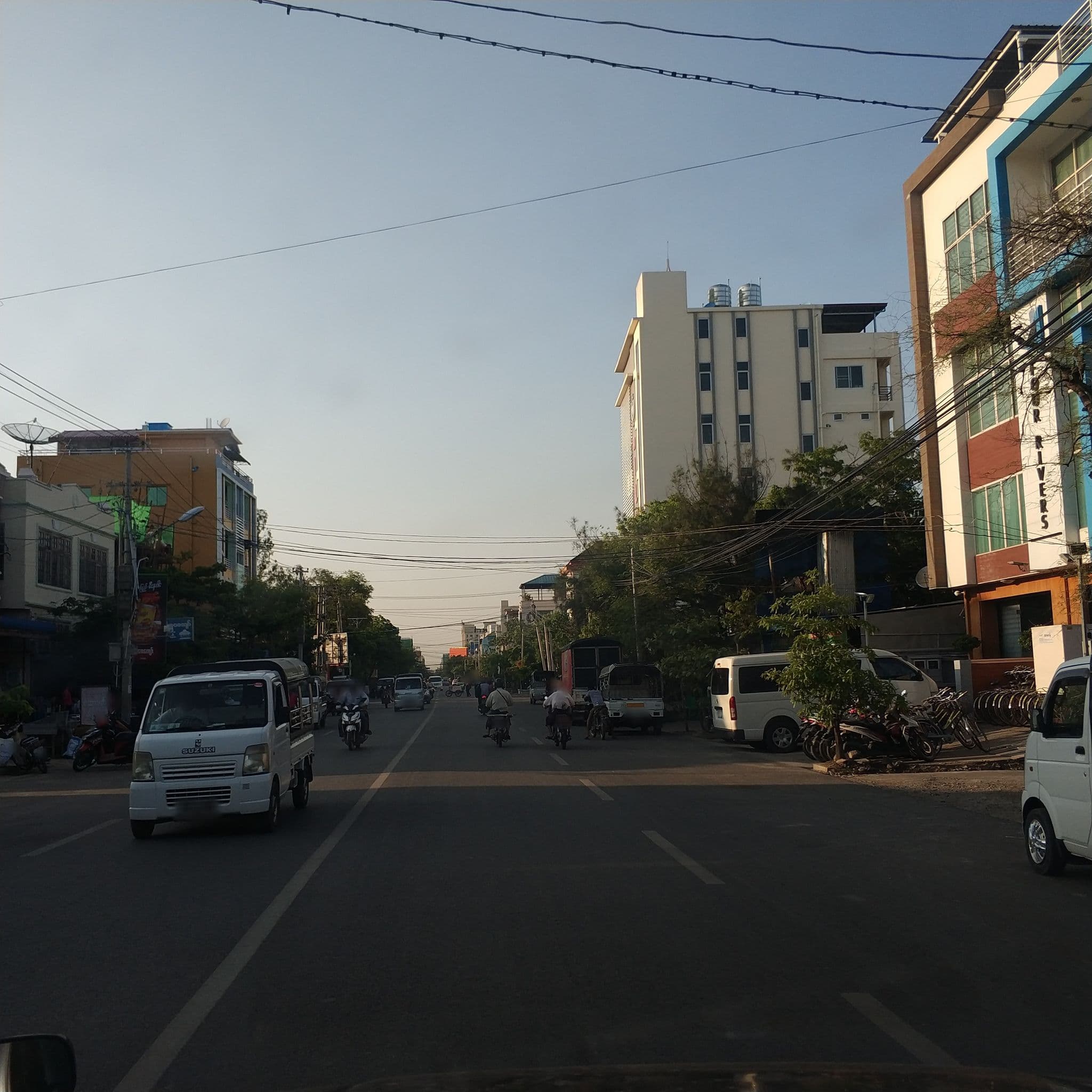 Street view near Four Rivers , Mandalay