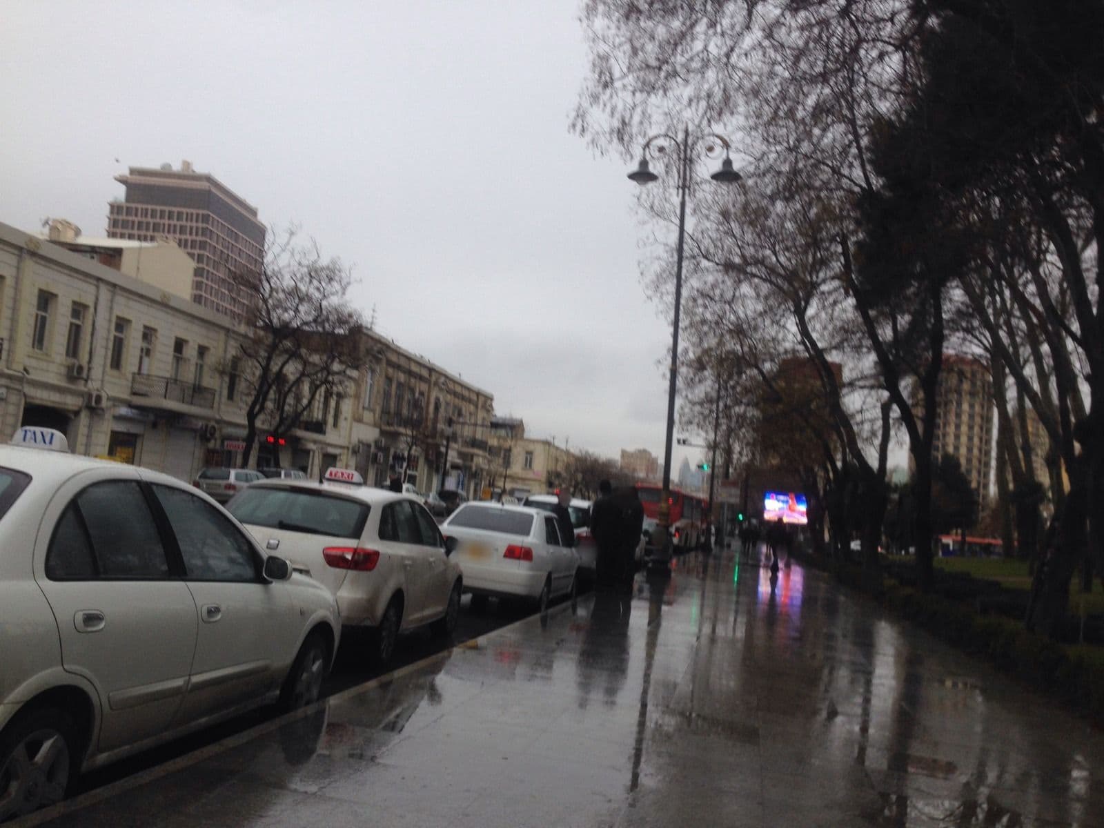 Street view near Freestyle Hostel, Baku — © geomapper69 (CC BY-SA · Mapillary)
