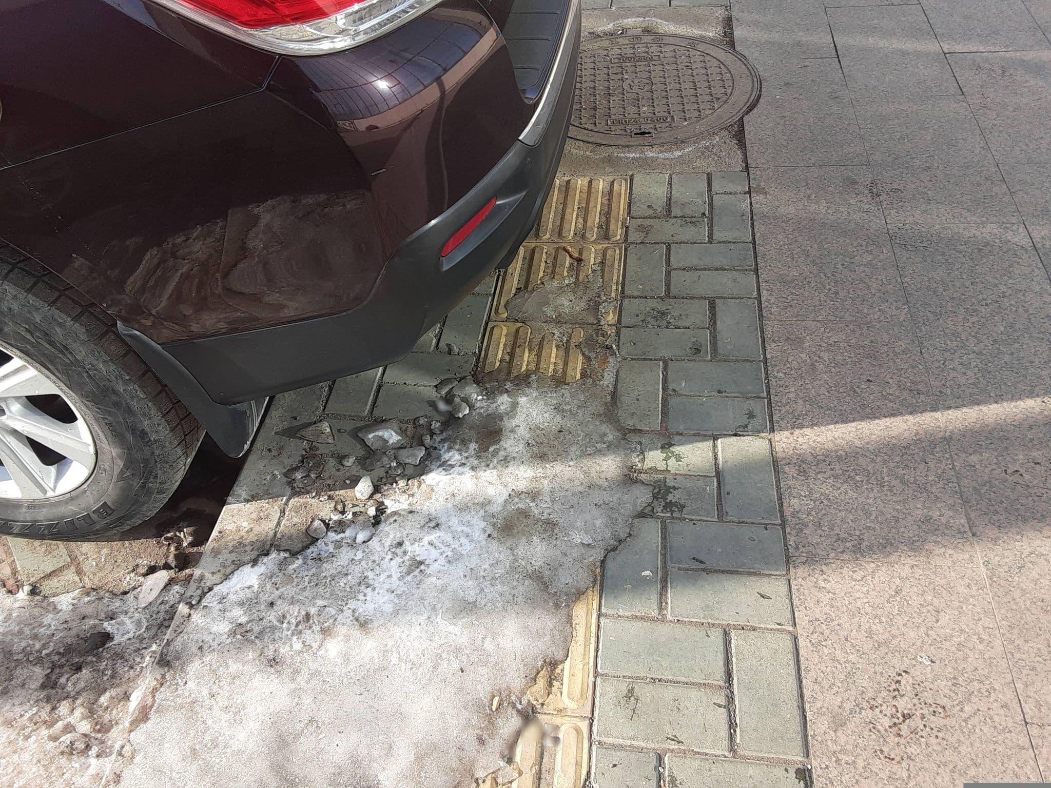 Street view near Mr Gomez, Ulan Bator — © Chinzoo (CC BY-SA · Mapillary)