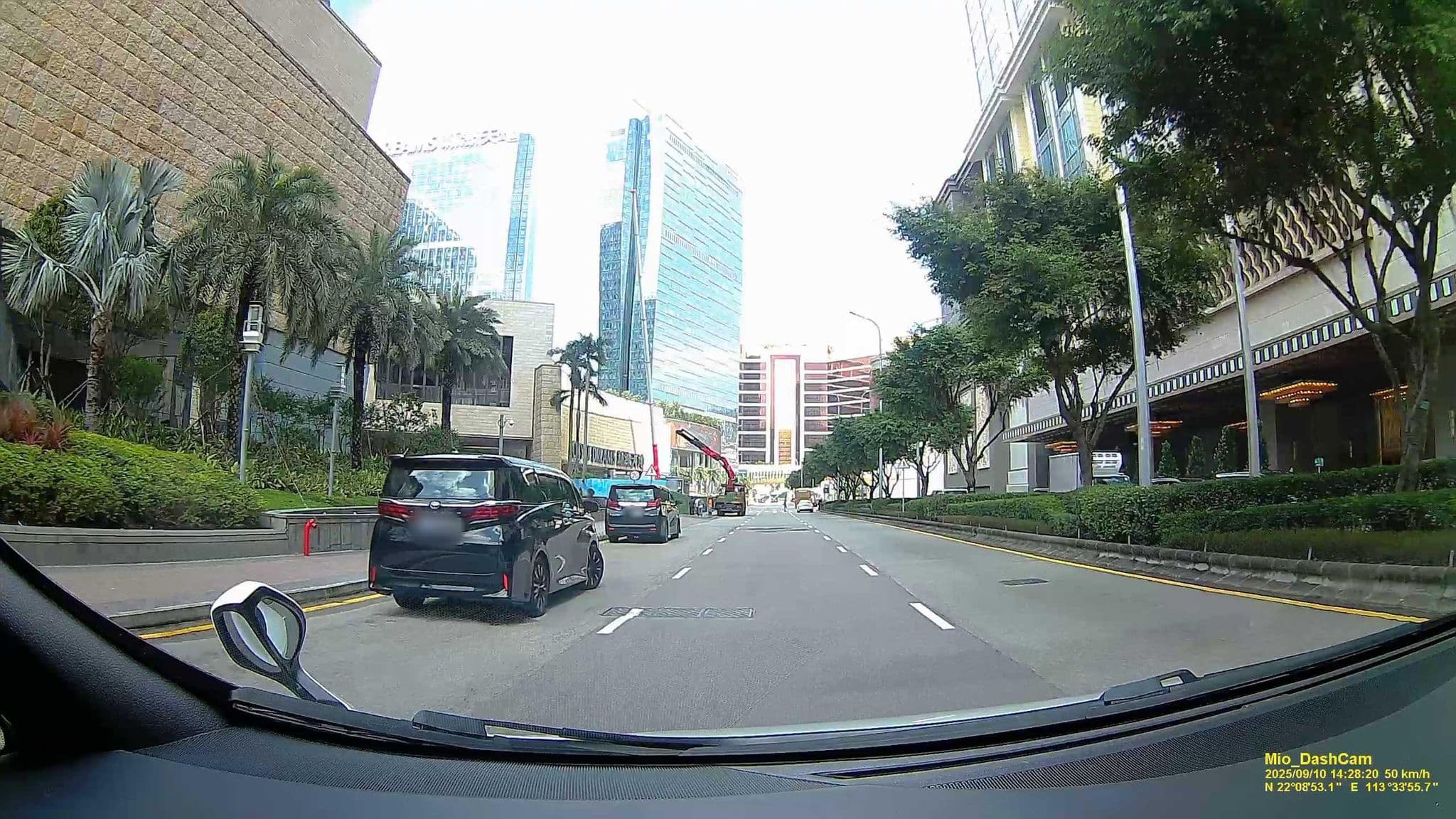 Street view near 迎尚酒店 The Countdown Hotel, Taipa — © hcyen (CC BY-SA · Mapillary)