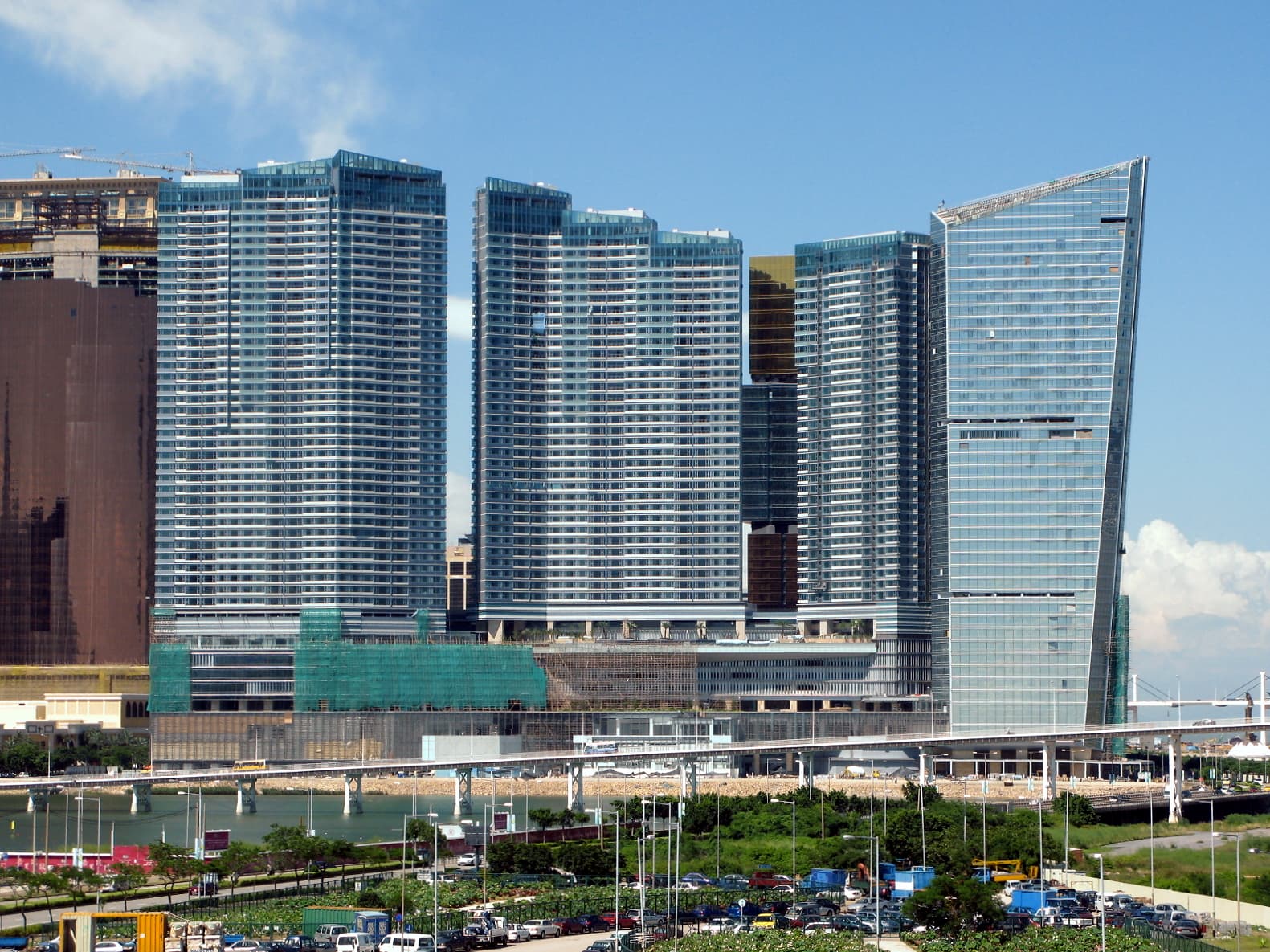 澳門文華東方酒店 Mandarin Oriental Macau (via Wikimedia Commons, CC BY-SA 3.0)