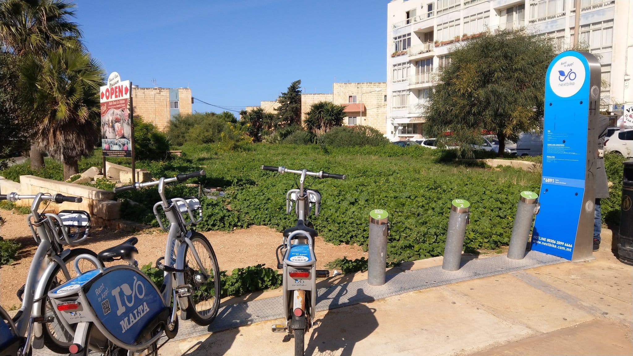 Street view near Park Lane Aparthotel, San Pawl il-Baħar — © 5rmft (CC BY-SA · Mapillary)