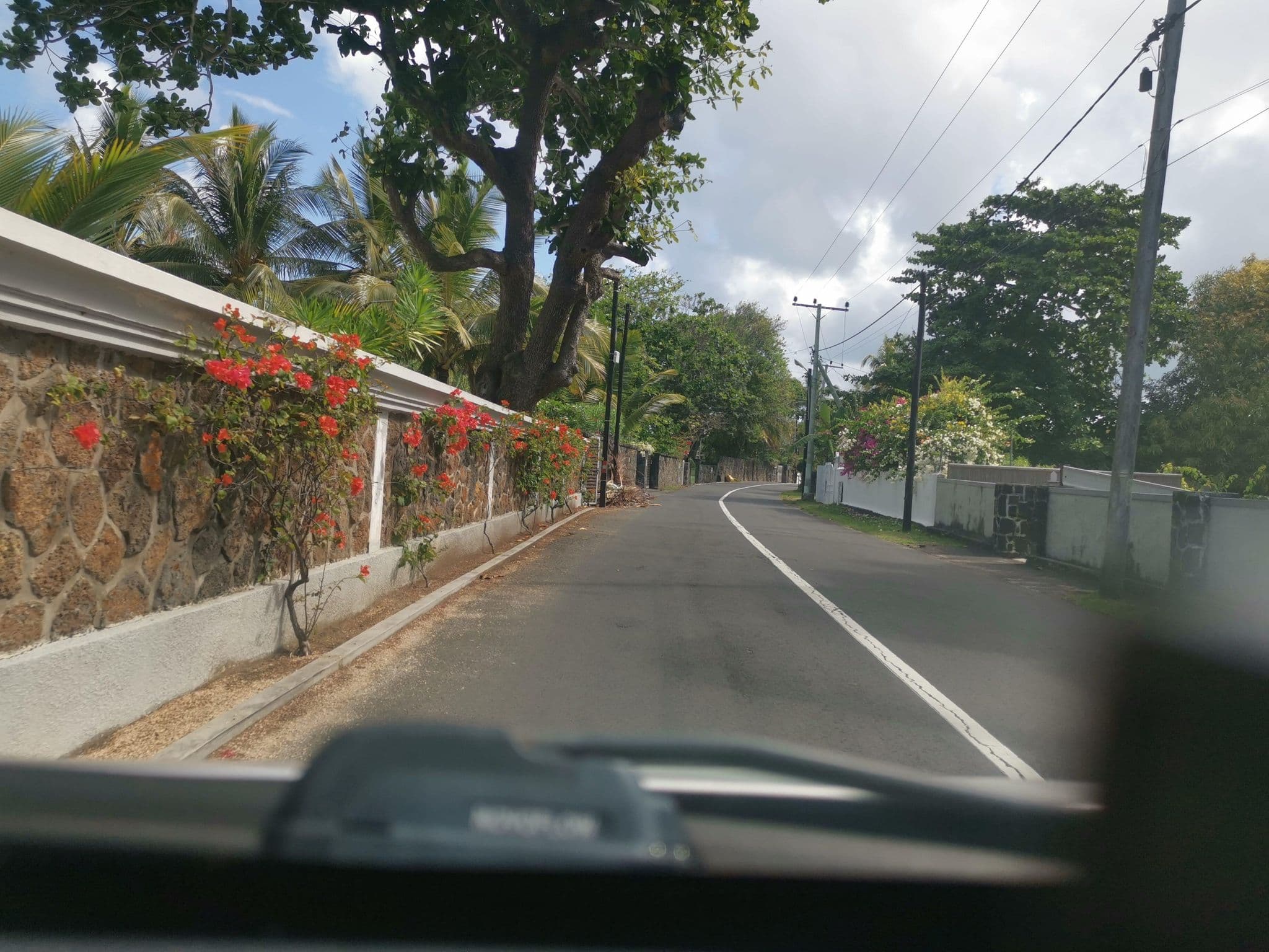 Street view near Astroea beach Hotel, Beau Vallon — © armandr (CC BY-SA · Mapillary)