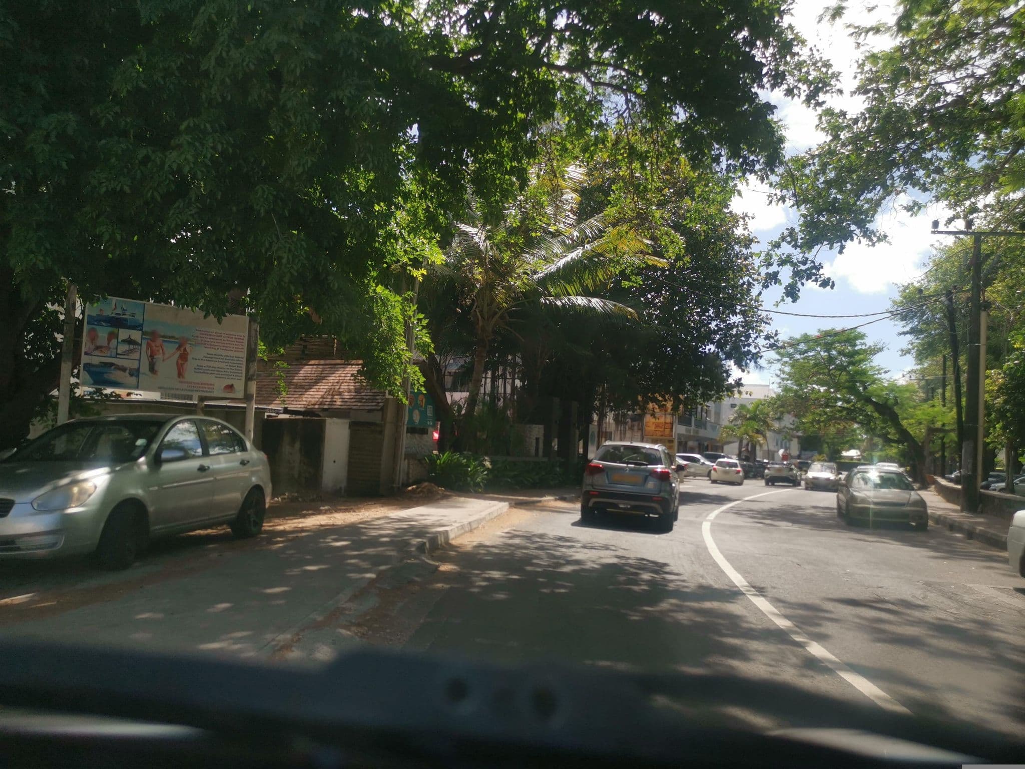 Street view near Dodo la lodge, Péreybère — © armandr (CC BY-SA · Mapillary)
