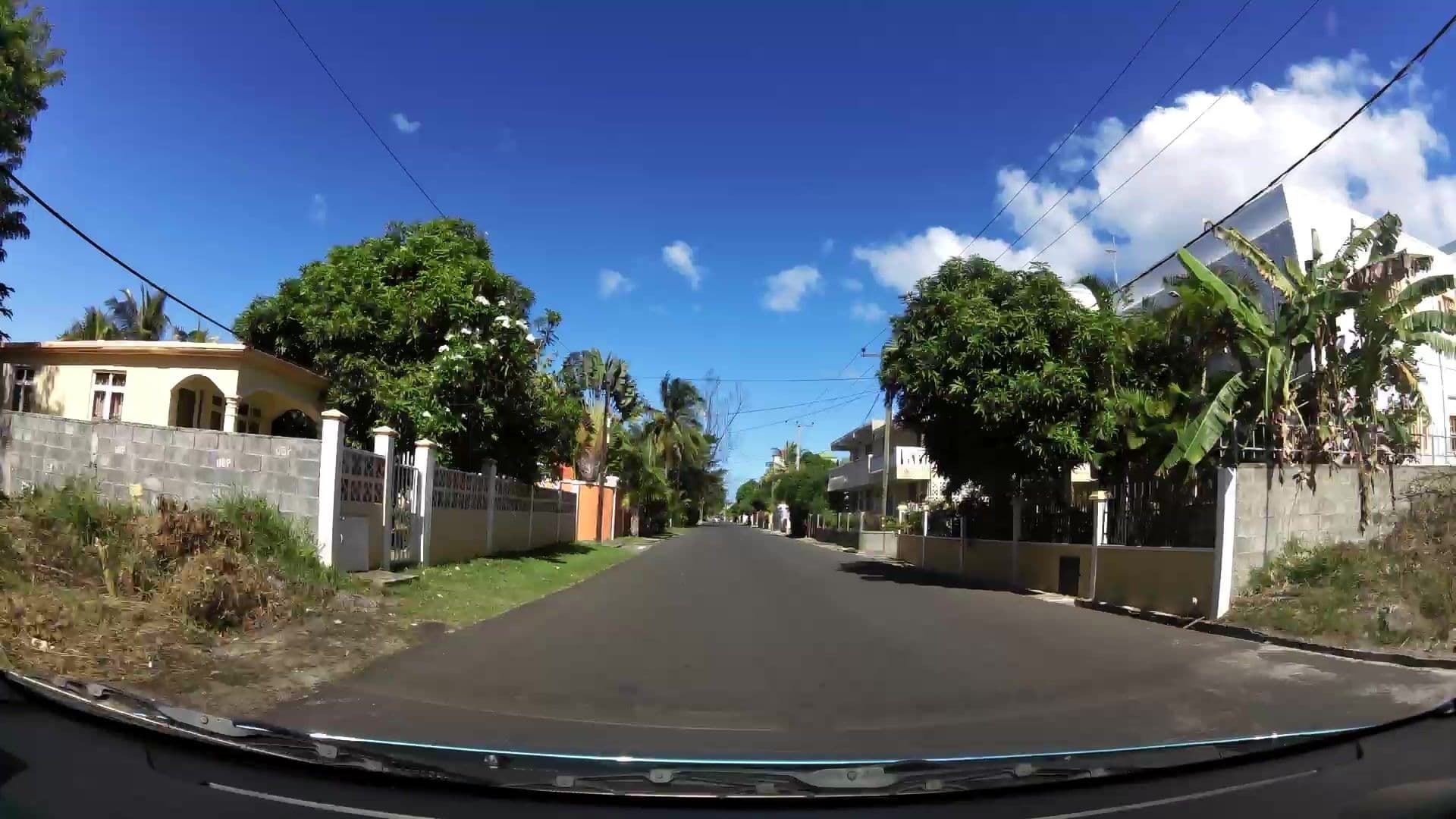 Street view near Au bout du monde Villa, Flic en Flac — © kaartcam (CC BY-SA · Mapillary)