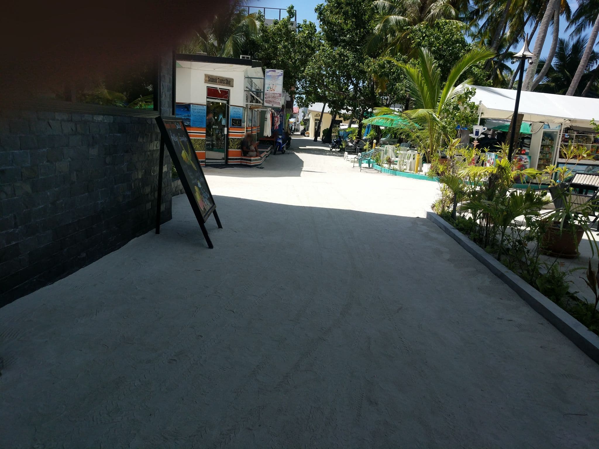 Street view near Kuredhi Beach Inn, Maafushi
