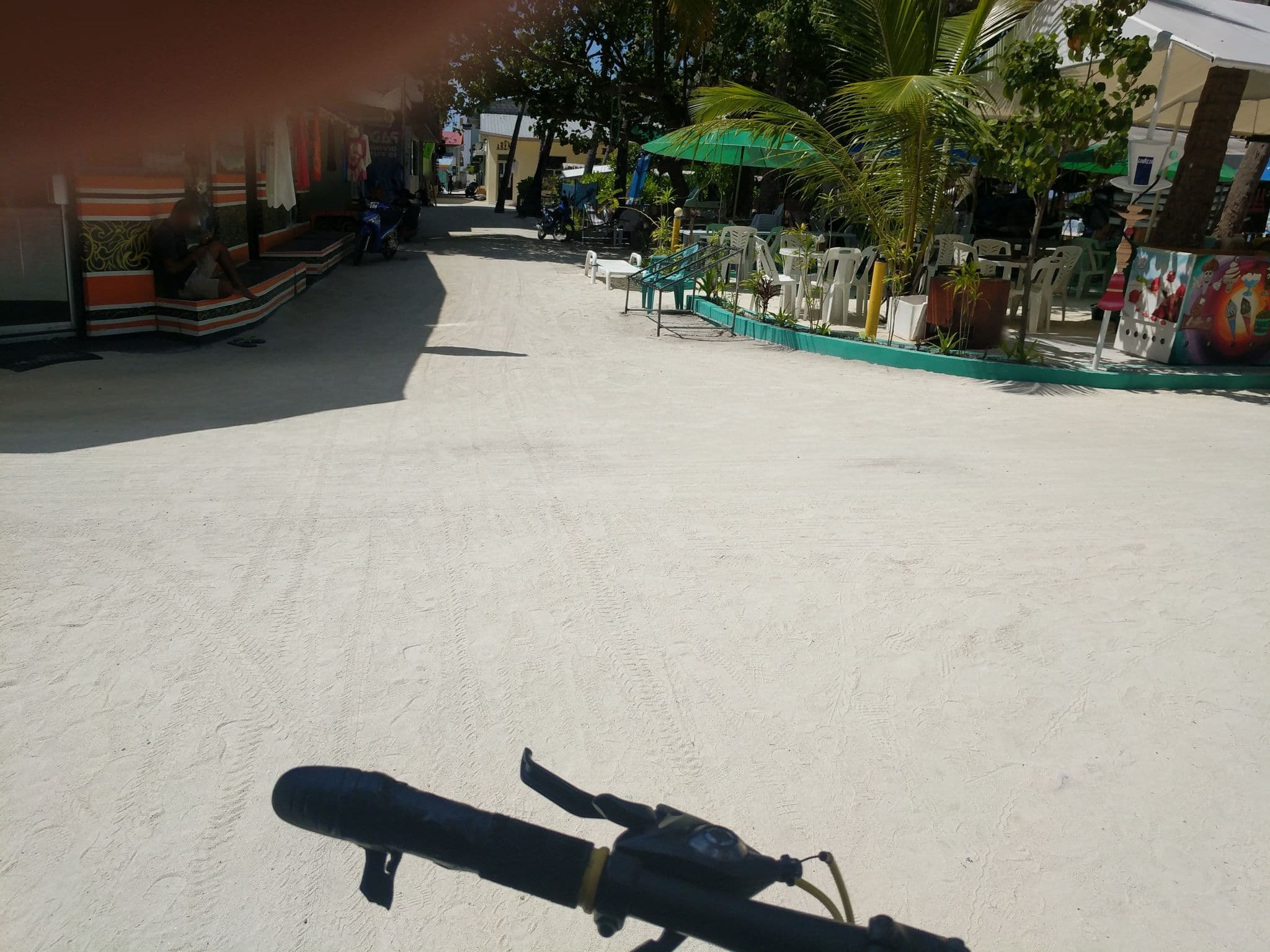 Street view near Kaani Grand Seaview, Maafushi