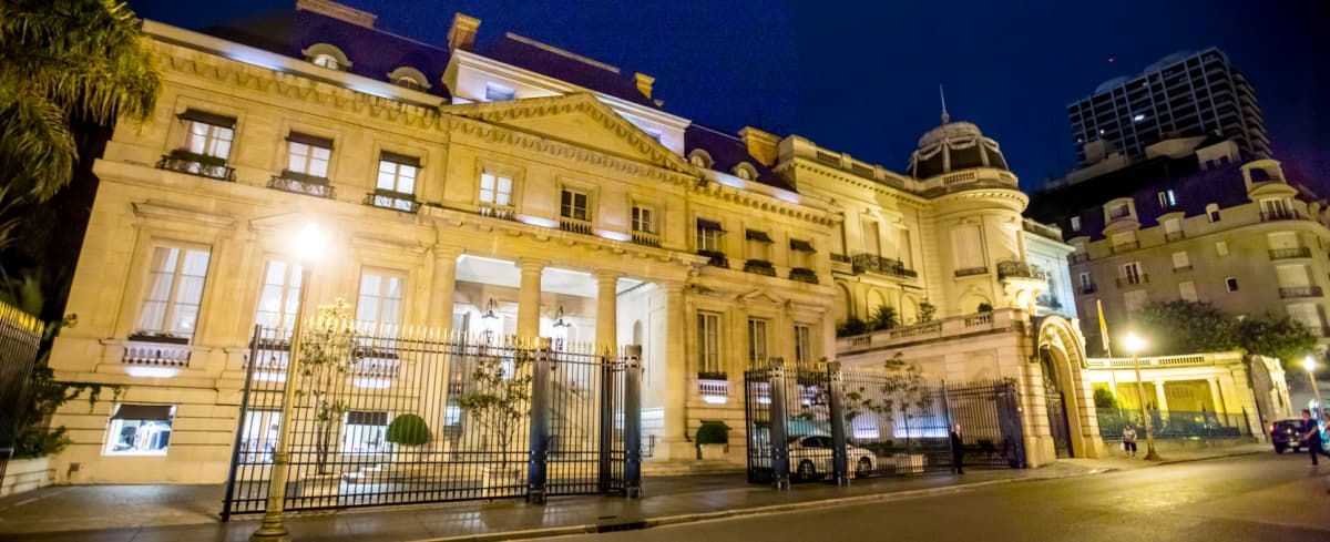 Palacio Duhau - Park Hyatt Buenos Aires (via Wikimedia Commons, CC BY 2.5 ar)