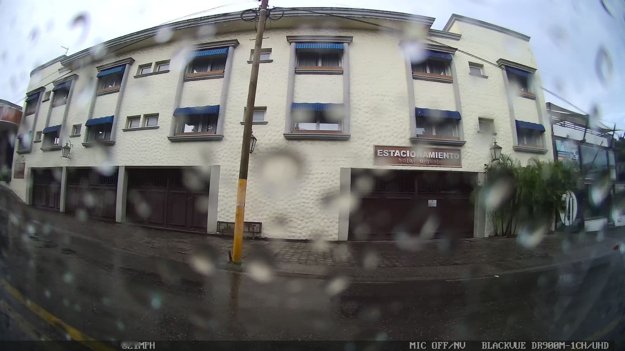 Street view near Argento, Cuernavaca — © kaart_4 (CC BY-SA · Mapillary)