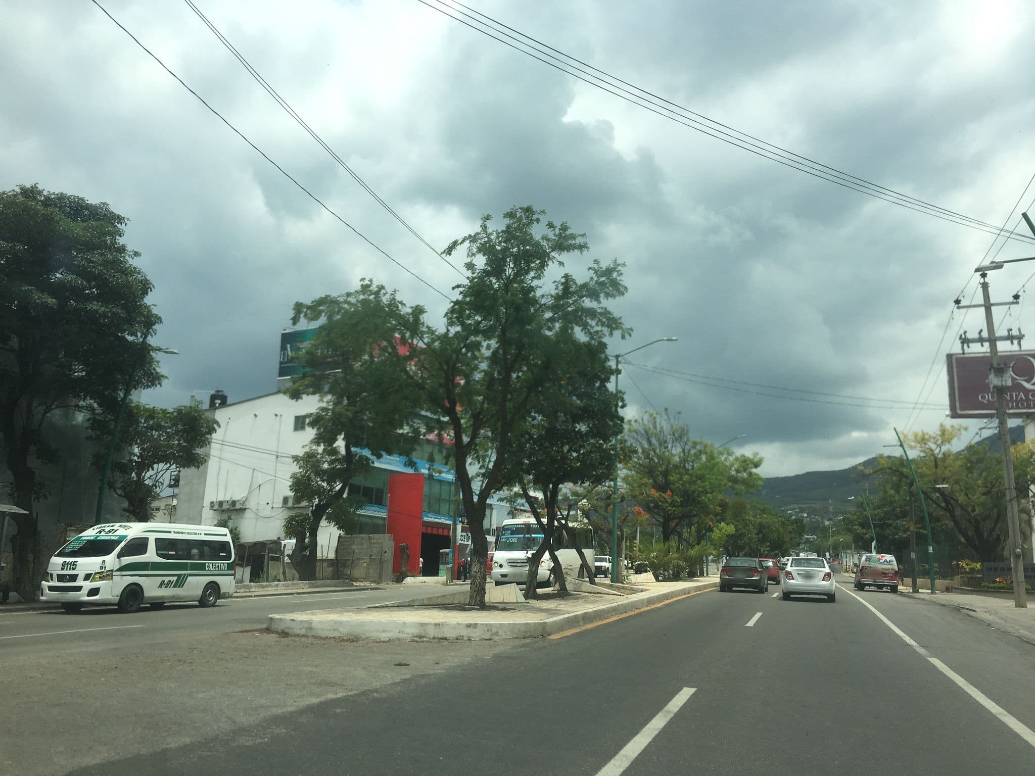 Street view near Hotel Fiesta Inn, Tuxtla — © yoyis26 (CC BY-SA · Mapillary)