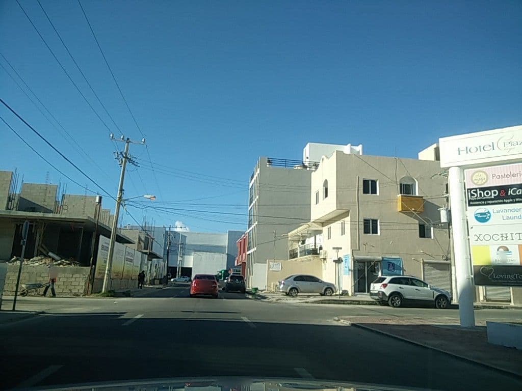 Street view near Hotel Playa Plaza, Playa del Carmen — © ccossio (CC BY-SA · Mapillary)
