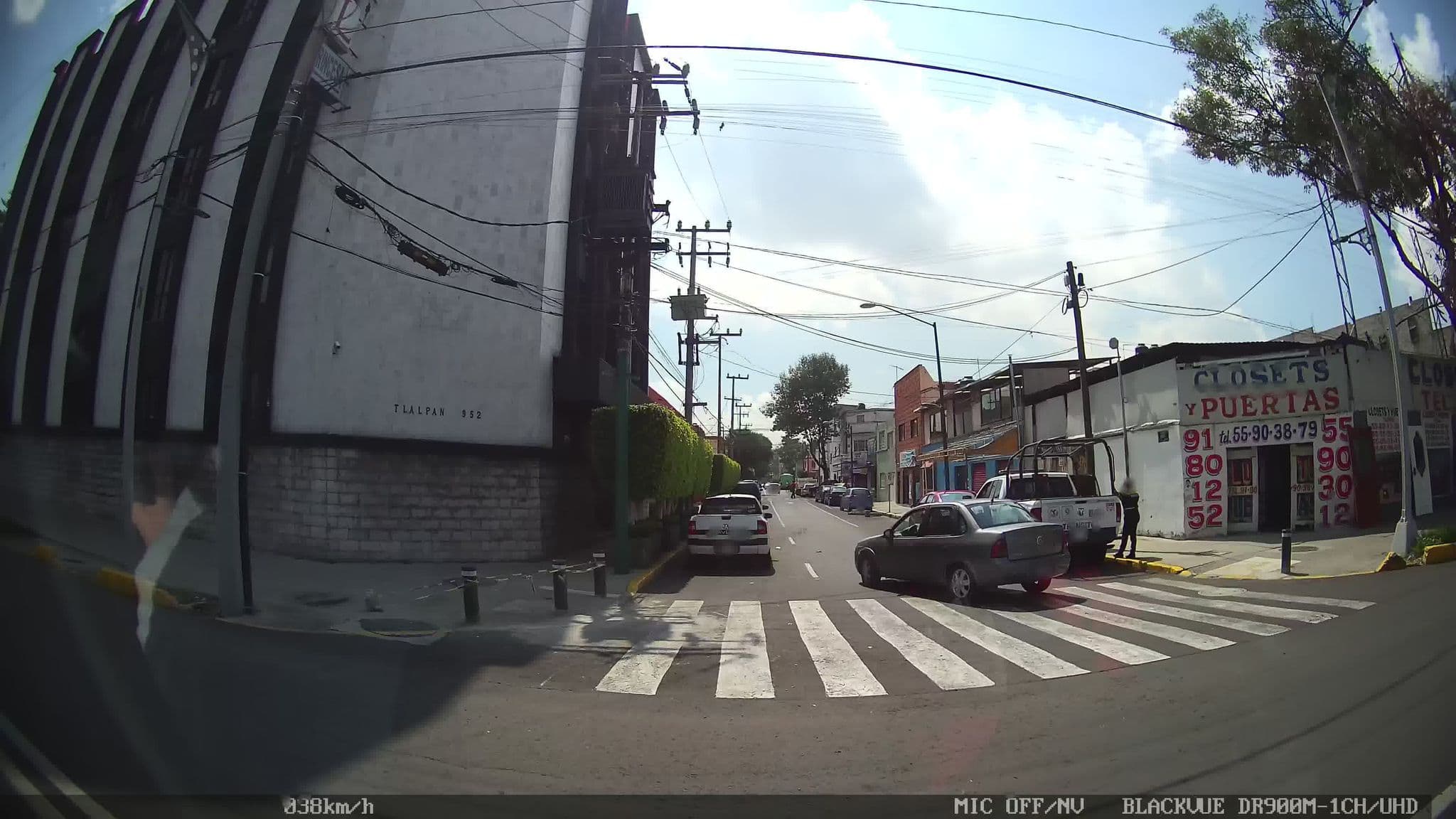Street view near Hotel Princesa, Colonia Nativitas — © kaart_4 (CC BY-SA · Mapillary)