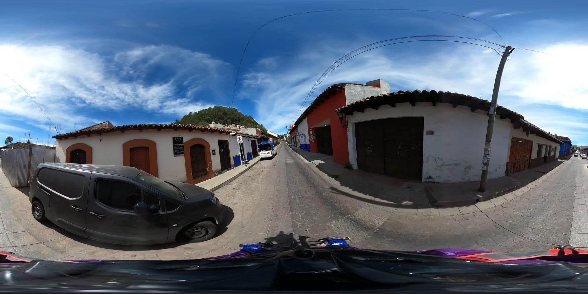 Street view near Yu Hotel boutique, San Cristóbal de las Casas