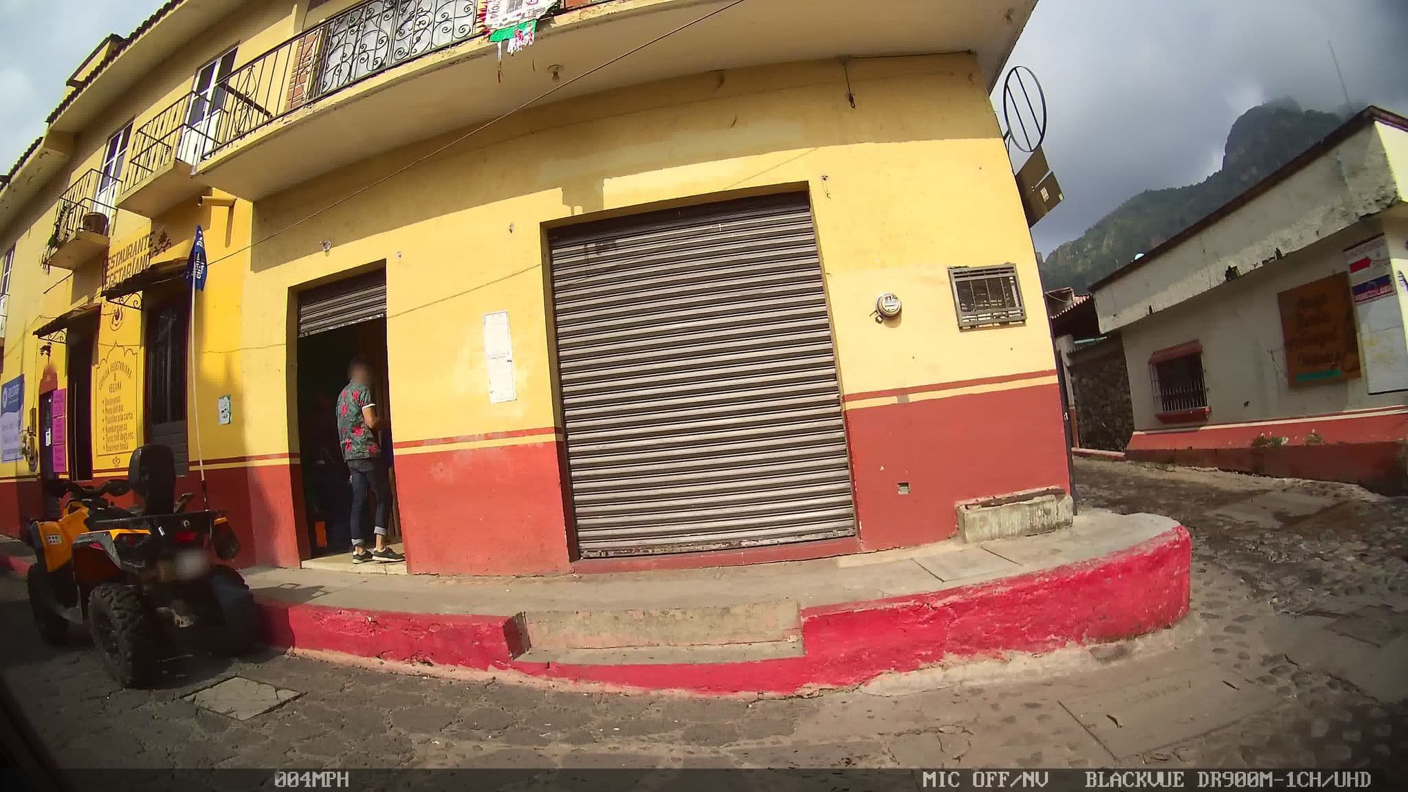 Street view near La banqueta agusto, Tepoztlán — © kaart_4 (CC BY-SA · Mapillary)