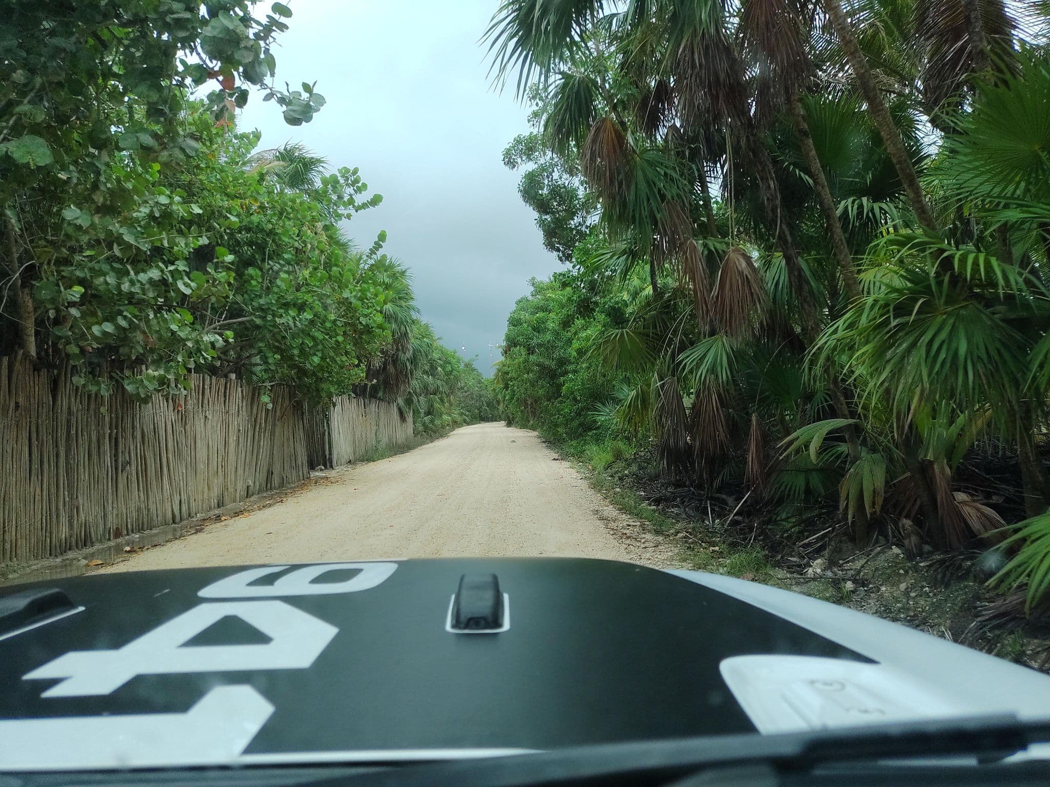 Street view near Casa de los Pelicanos, Tulum