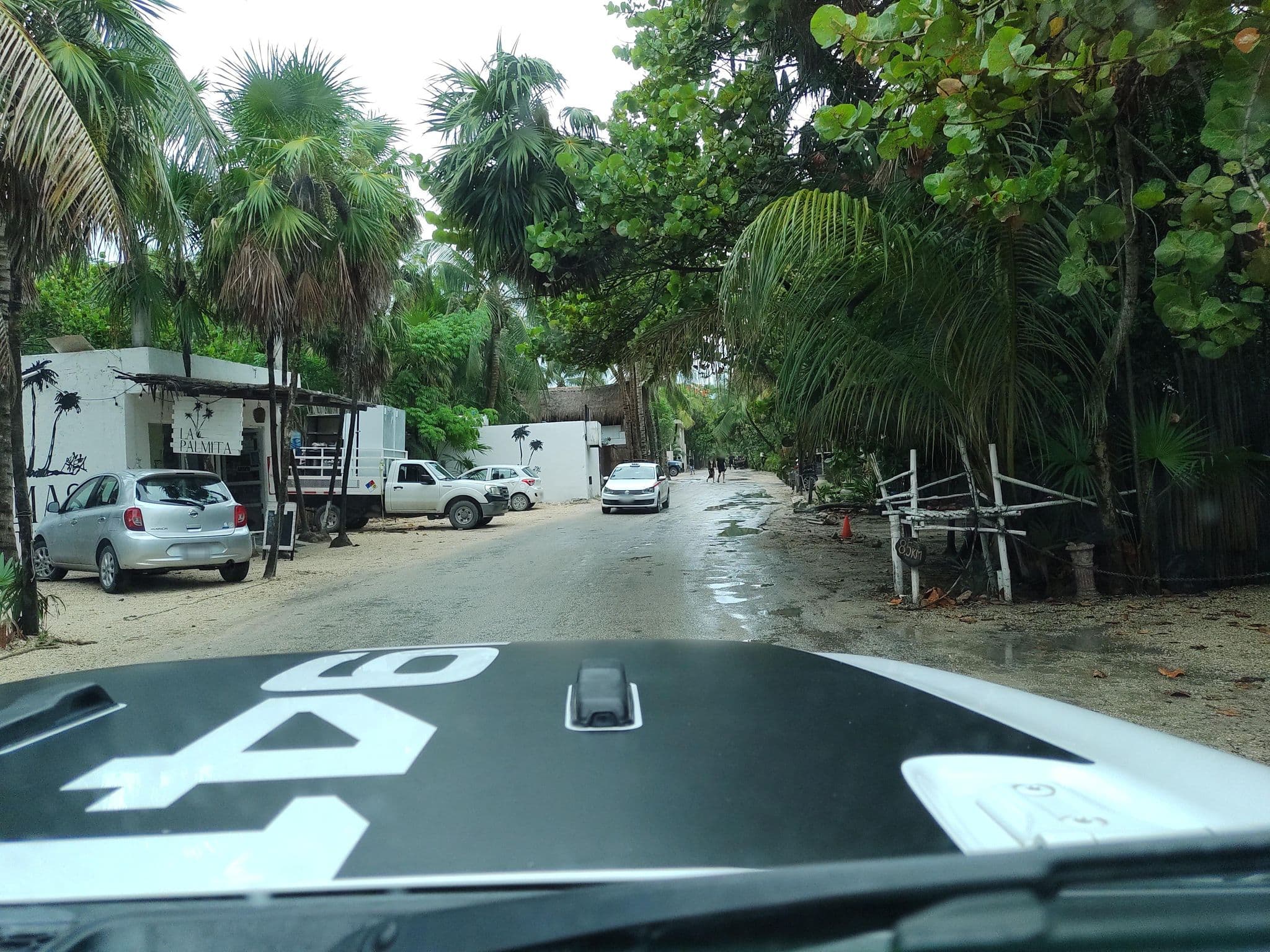 Street view near Villa Latina, Tulum