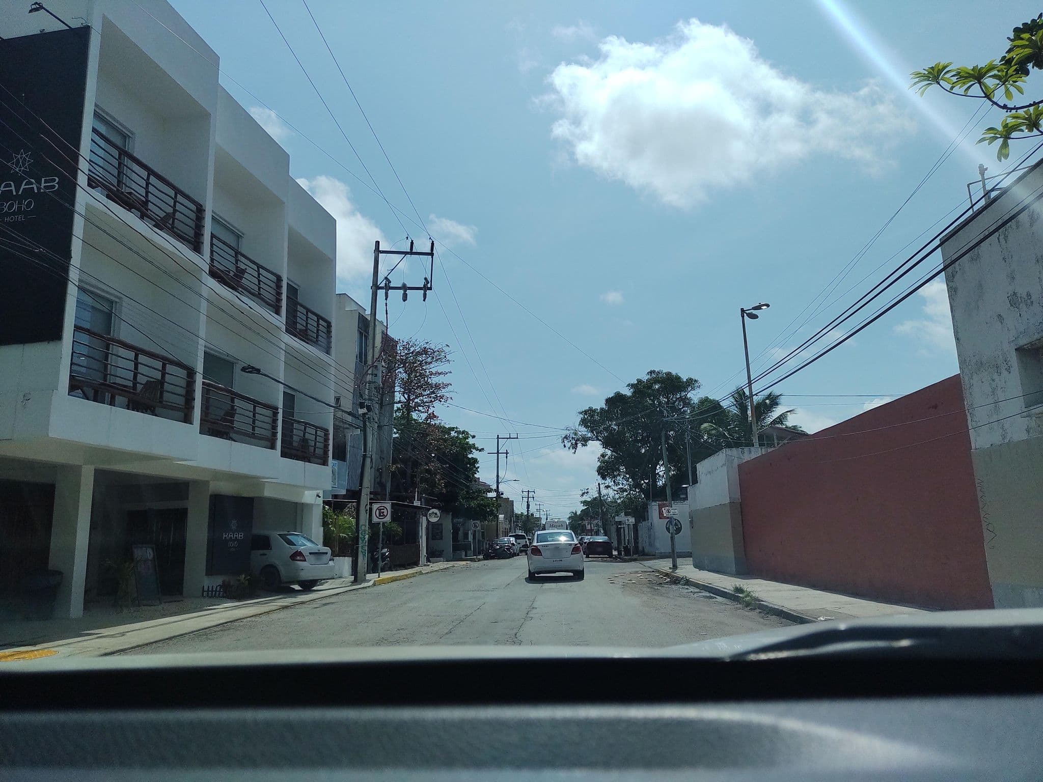 Street view near Casa Rosa, Tulum