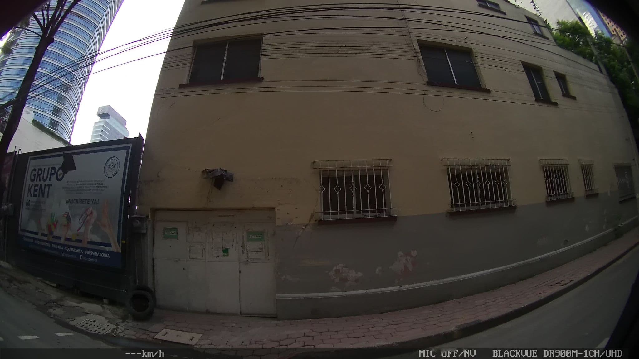 Street view near St. Regis, Polanco — © kaart_2 (CC BY-SA · Mapillary)