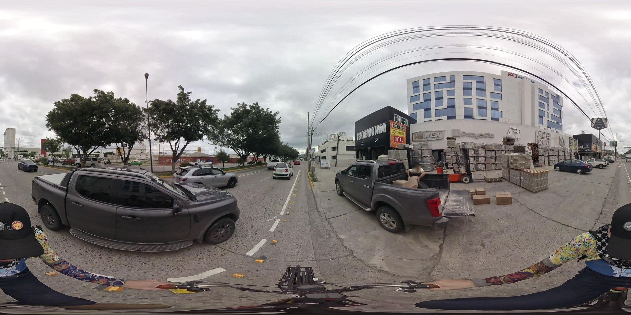 Street view near NH Collection, León de los Aldama — © laBiciPitera (CC BY-SA · Mapillary)