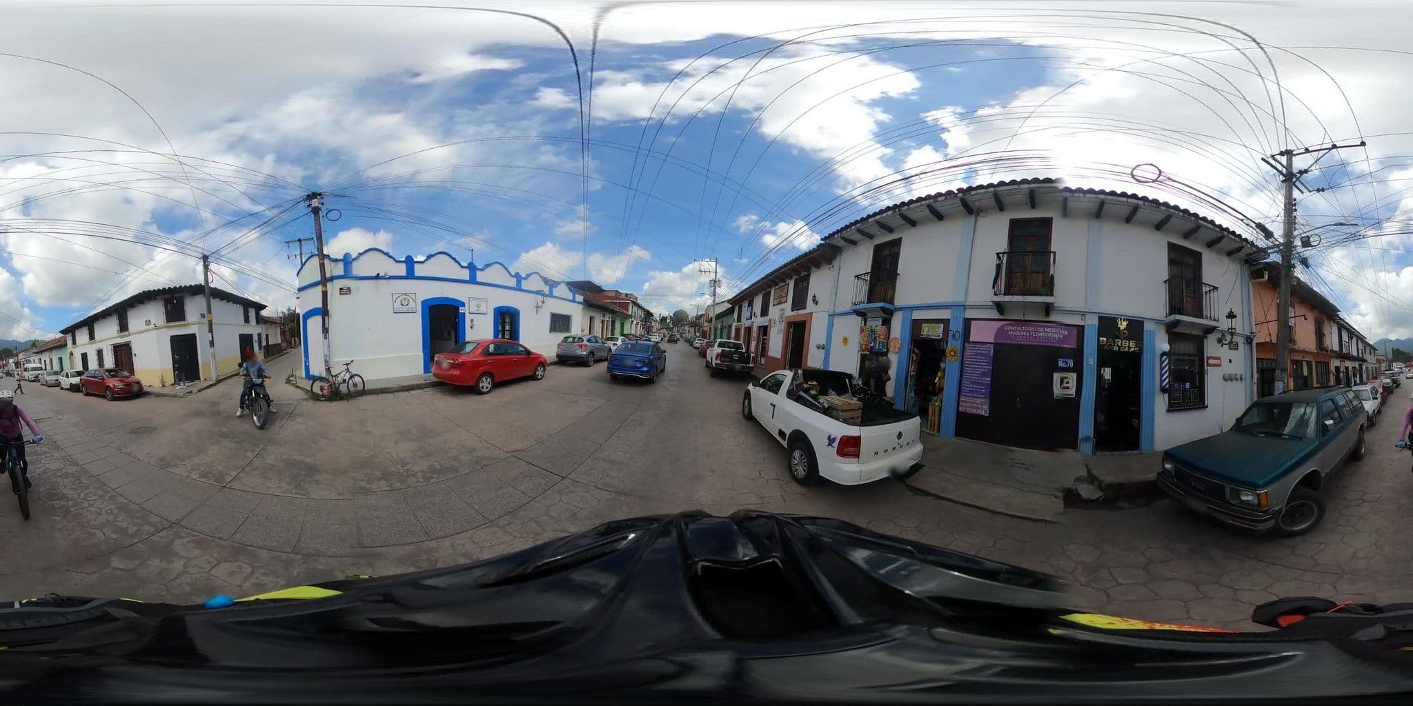 Street view near Casa 74, San Cristóbal de las Casas