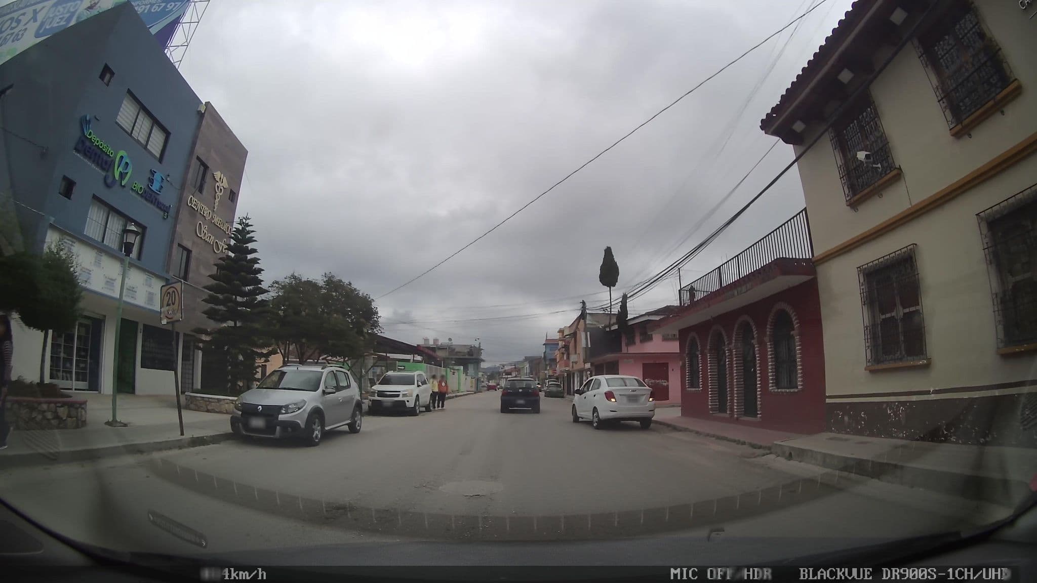 Street view near Hospedaje Los Angeles, San Cristóbal de las Casas