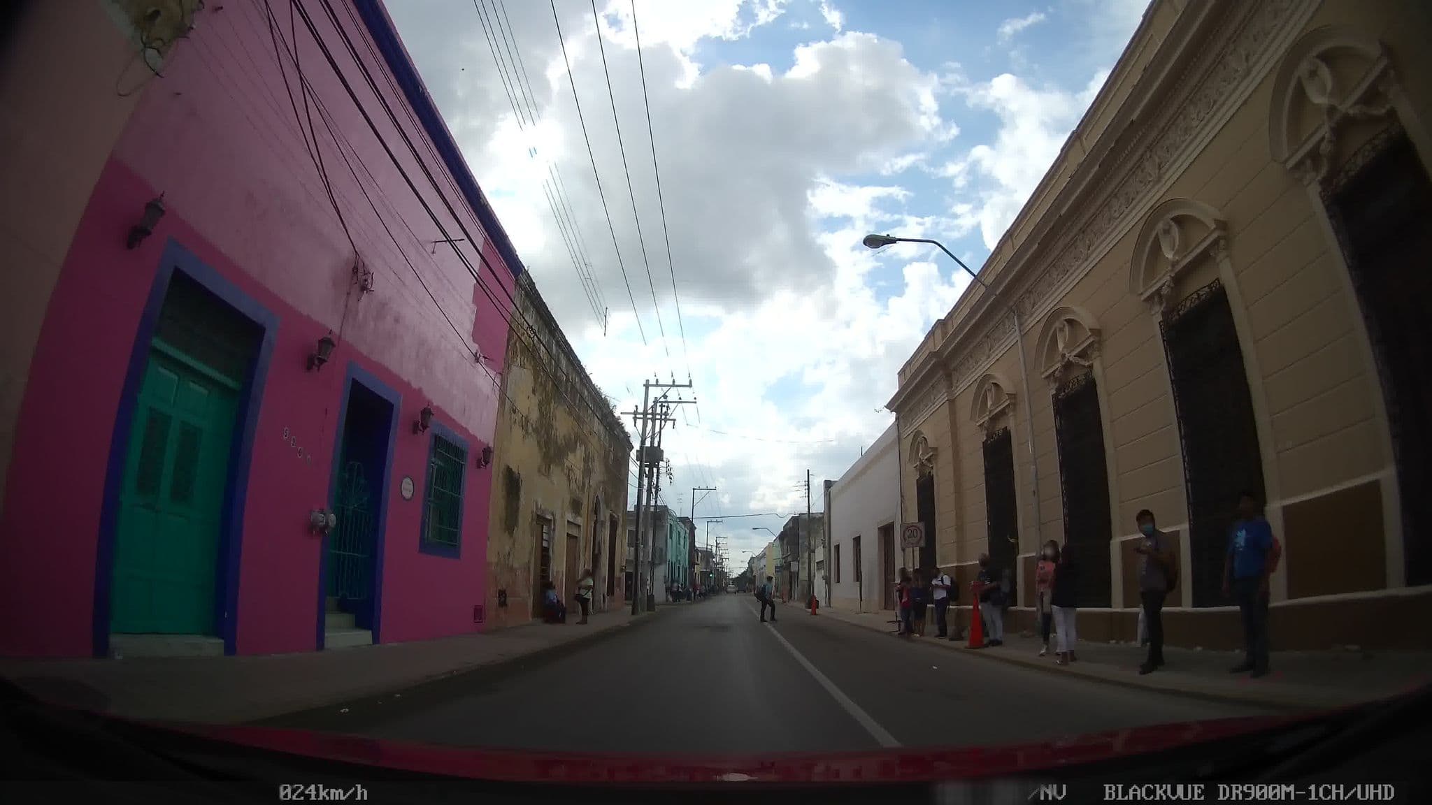 Street view near Casona 61, Mérida