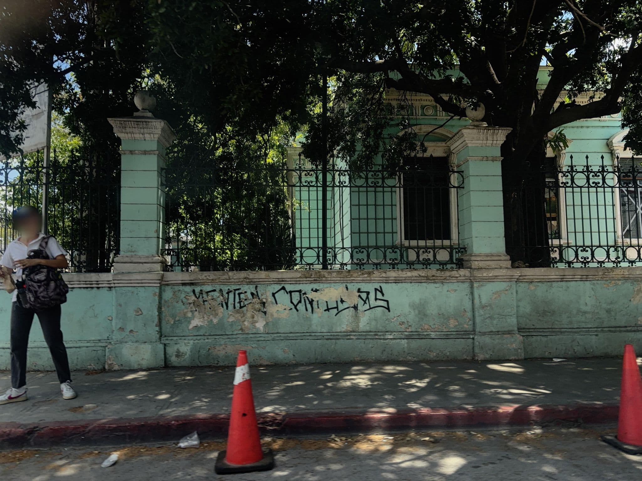 Street view near Las Dalias Inn, Mérida