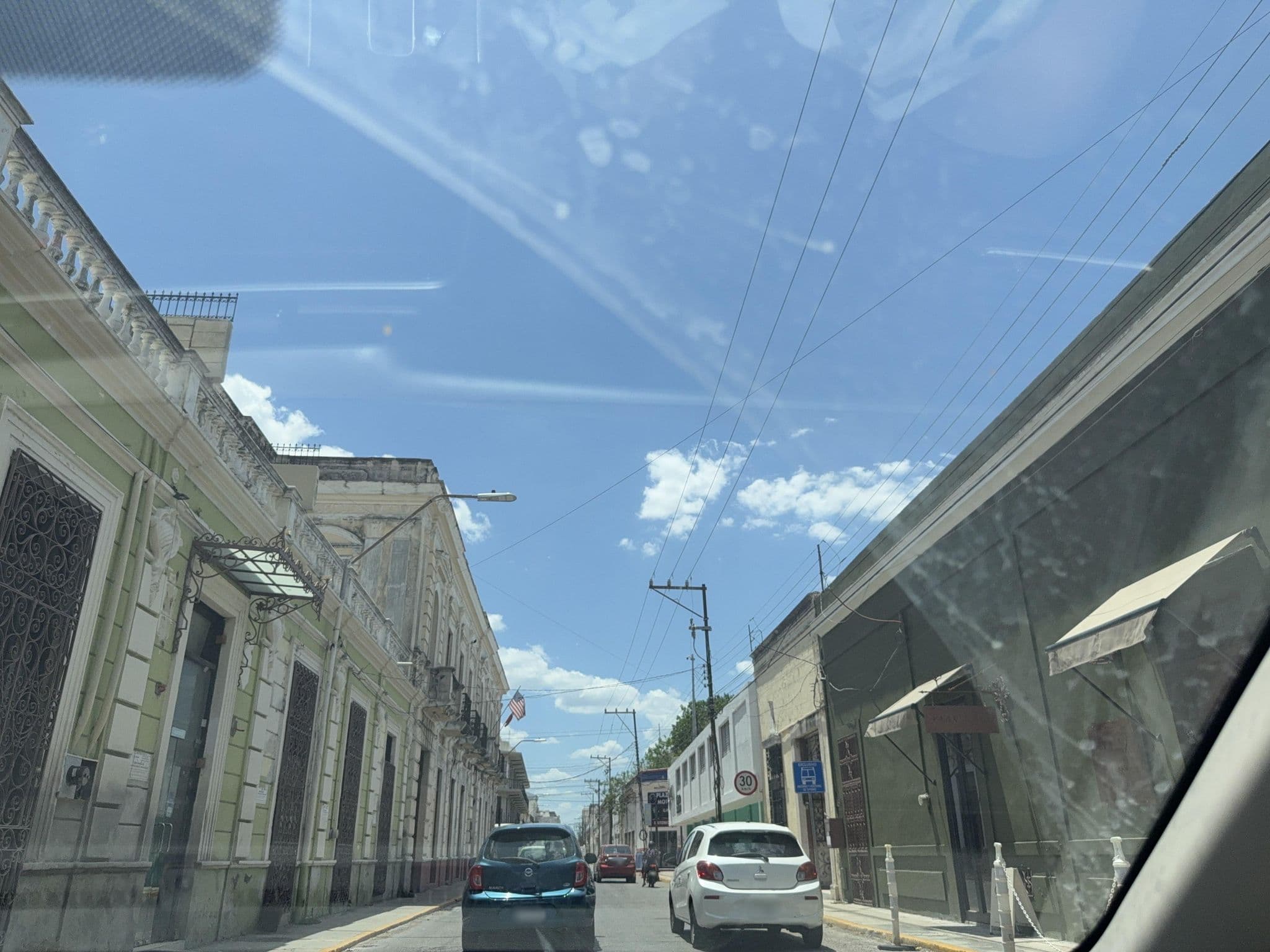 Street view near Hotel San Patricio, Mérida