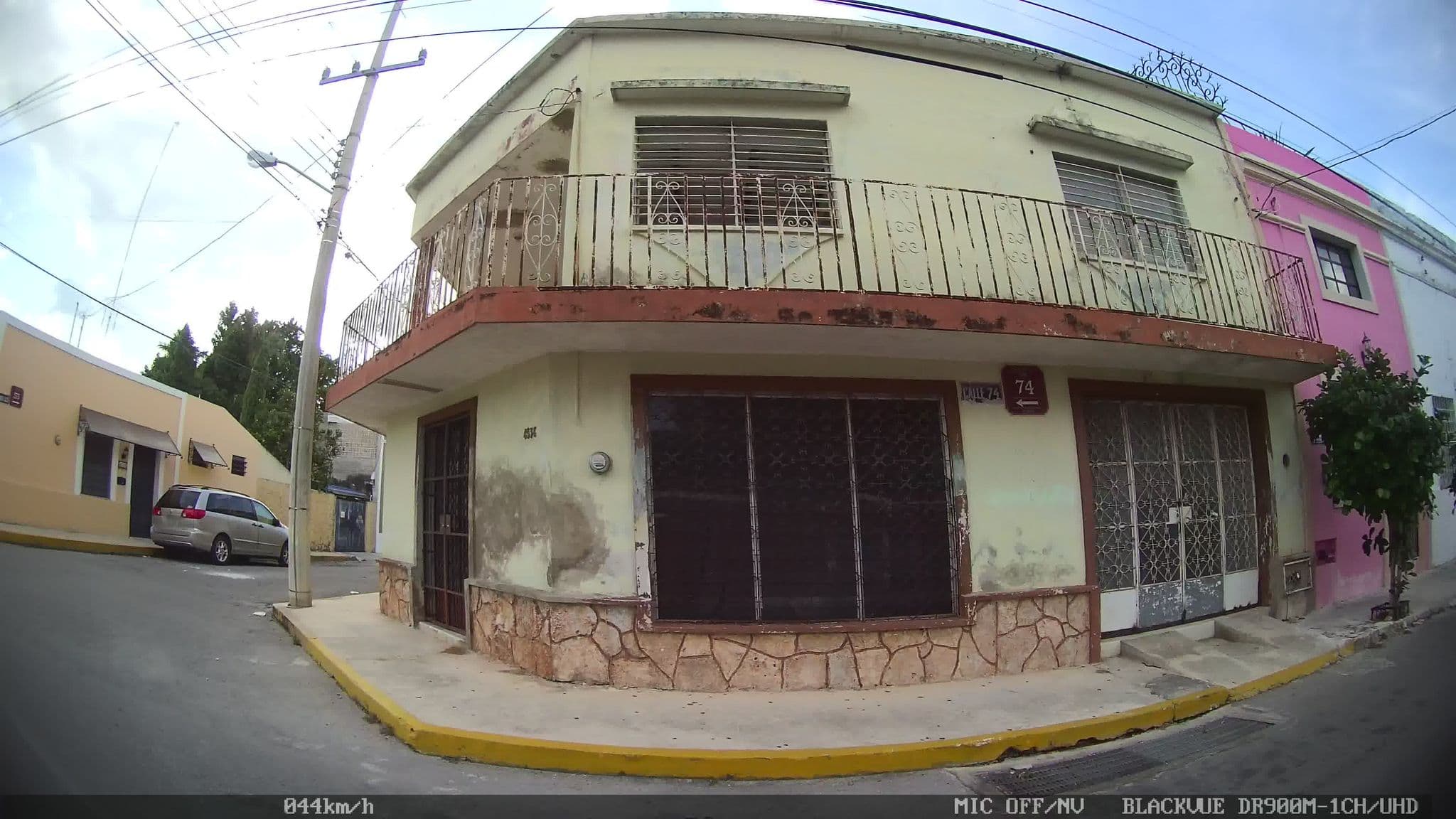 Street view near Hotel Uknown, Mérida