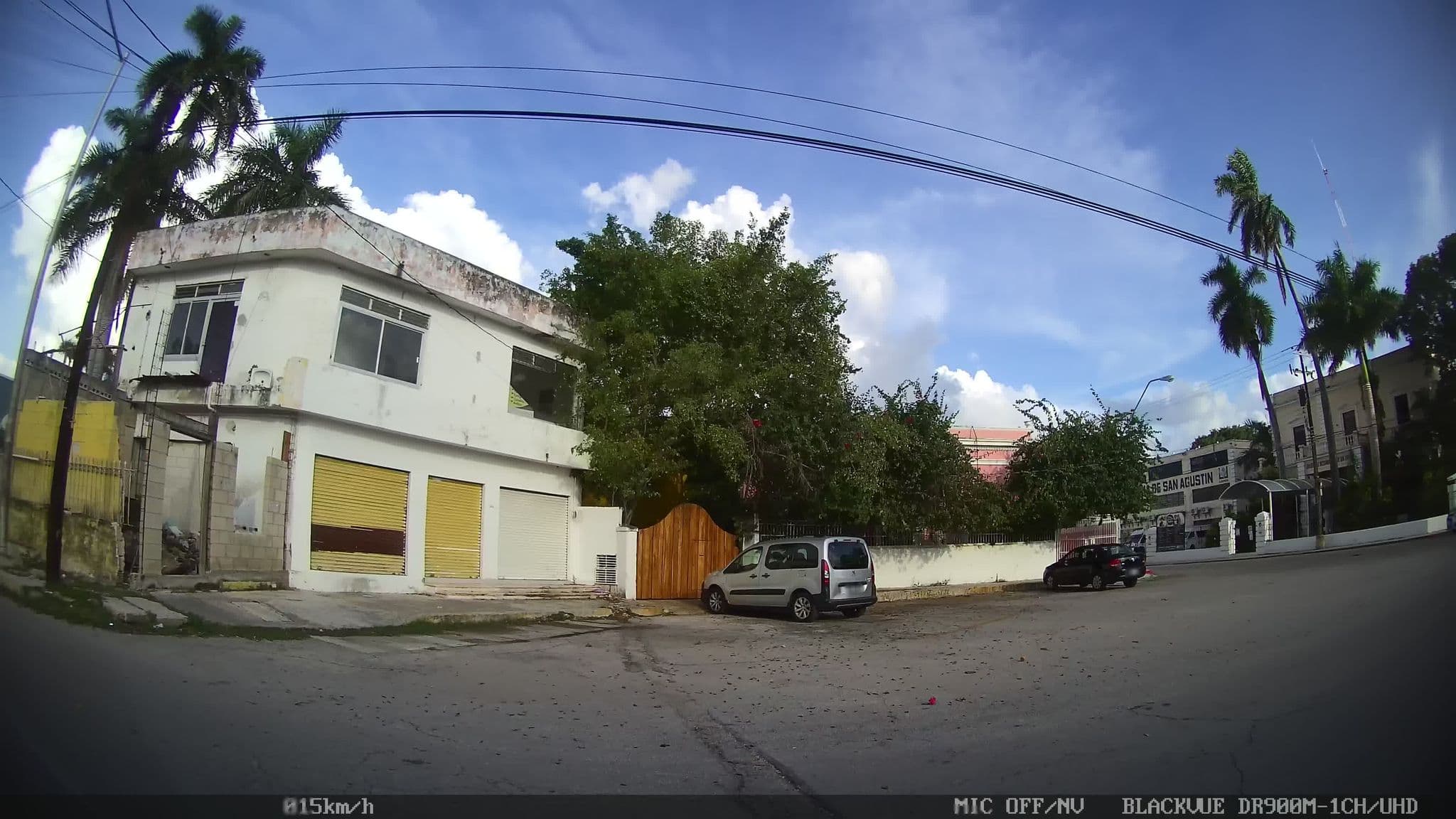 Street view near Villa Octavia, Mérida