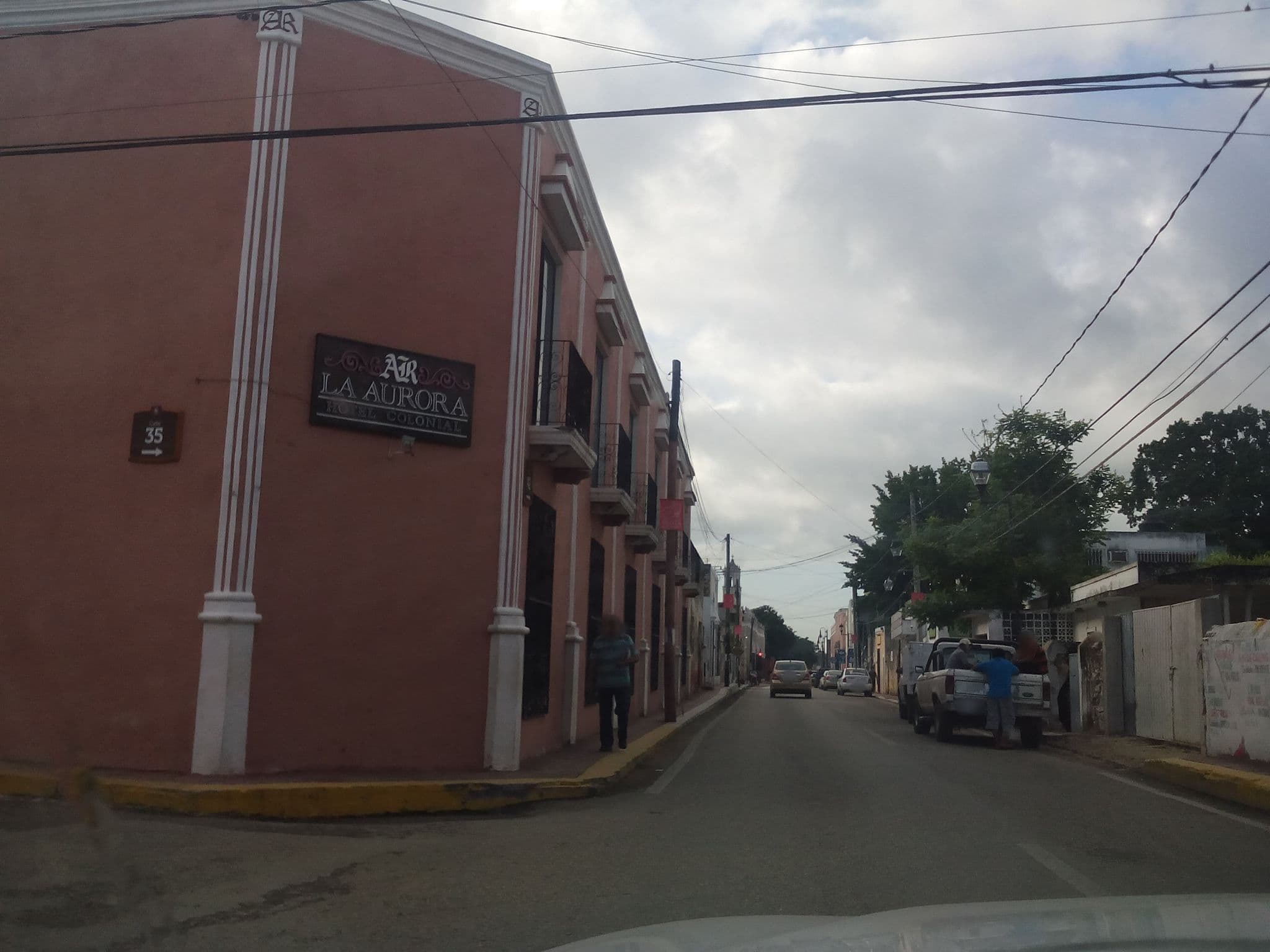 Street view near Los Candiles, Valladolid