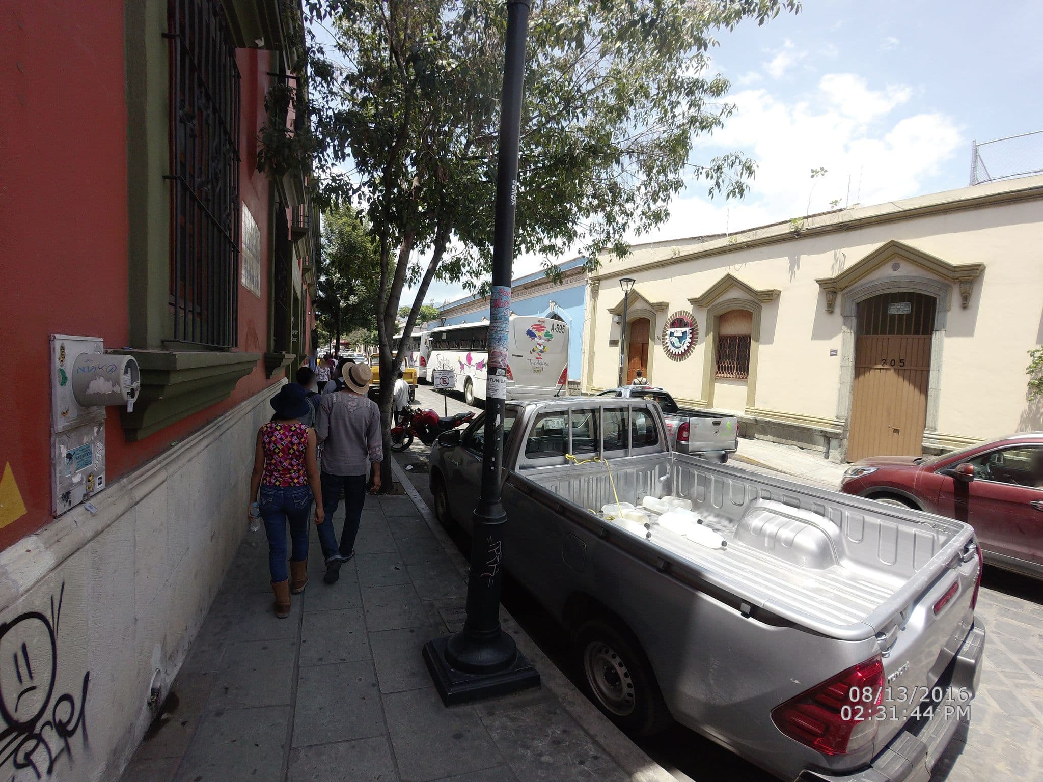 Street view near Hotel Casa de Sierra Azul, Oaxaca