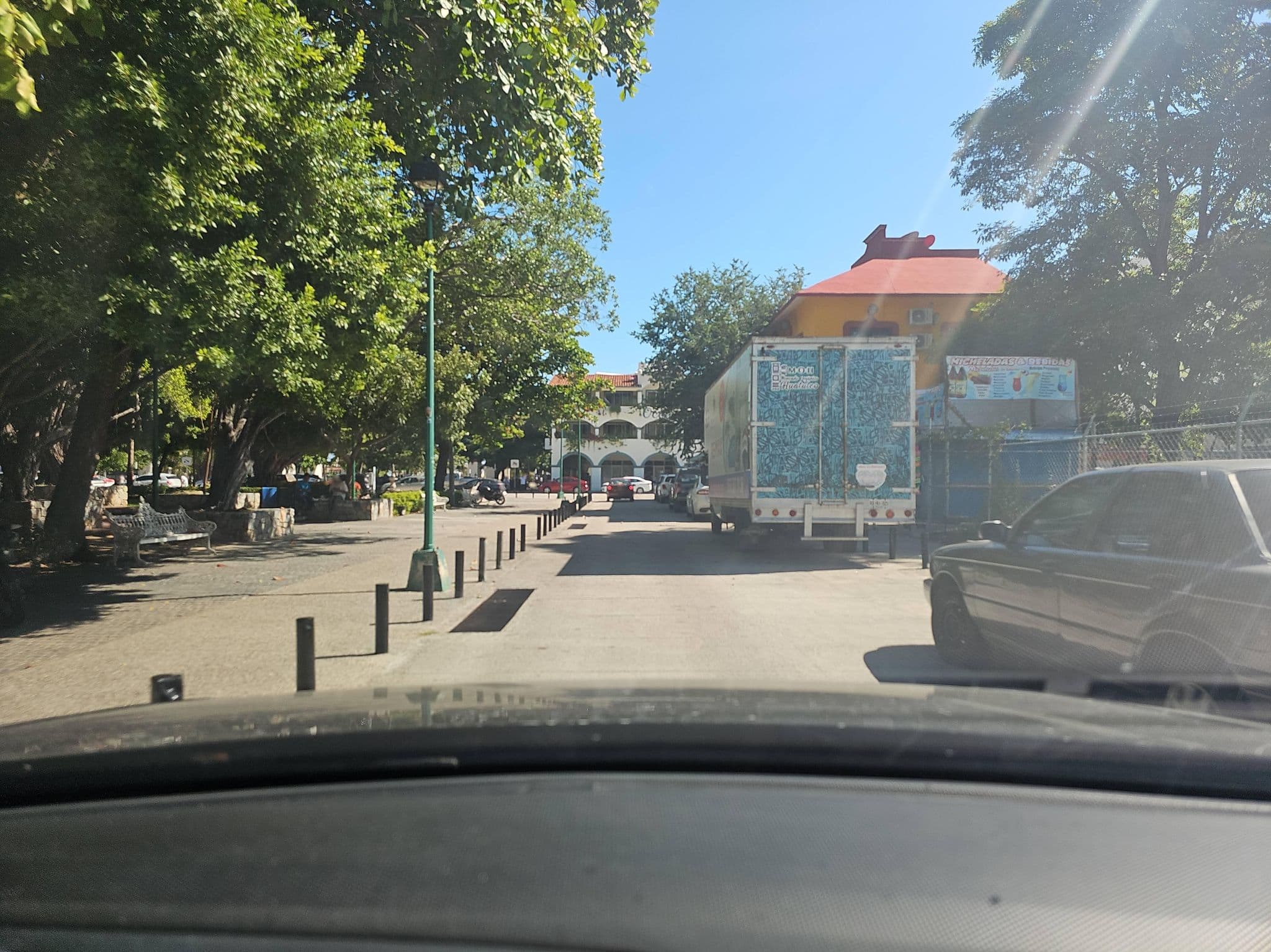 Street view near Hotel Huatulco Maxico, Crucecita — © ezaratemx (CC BY-SA · Mapillary)
