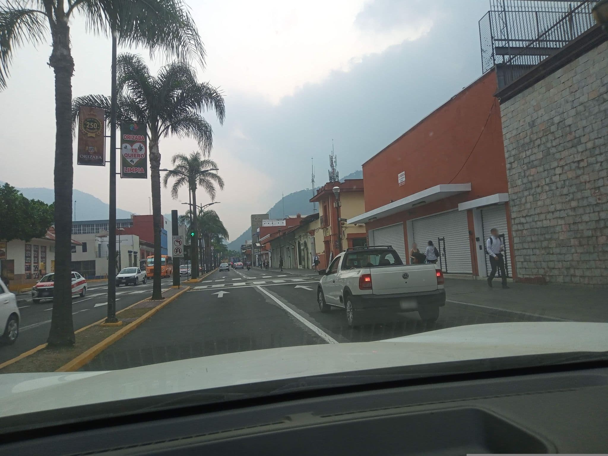 Street view near Hotel Misión Orizaba, Orizaba — © edisunza (CC BY-SA · Mapillary)
