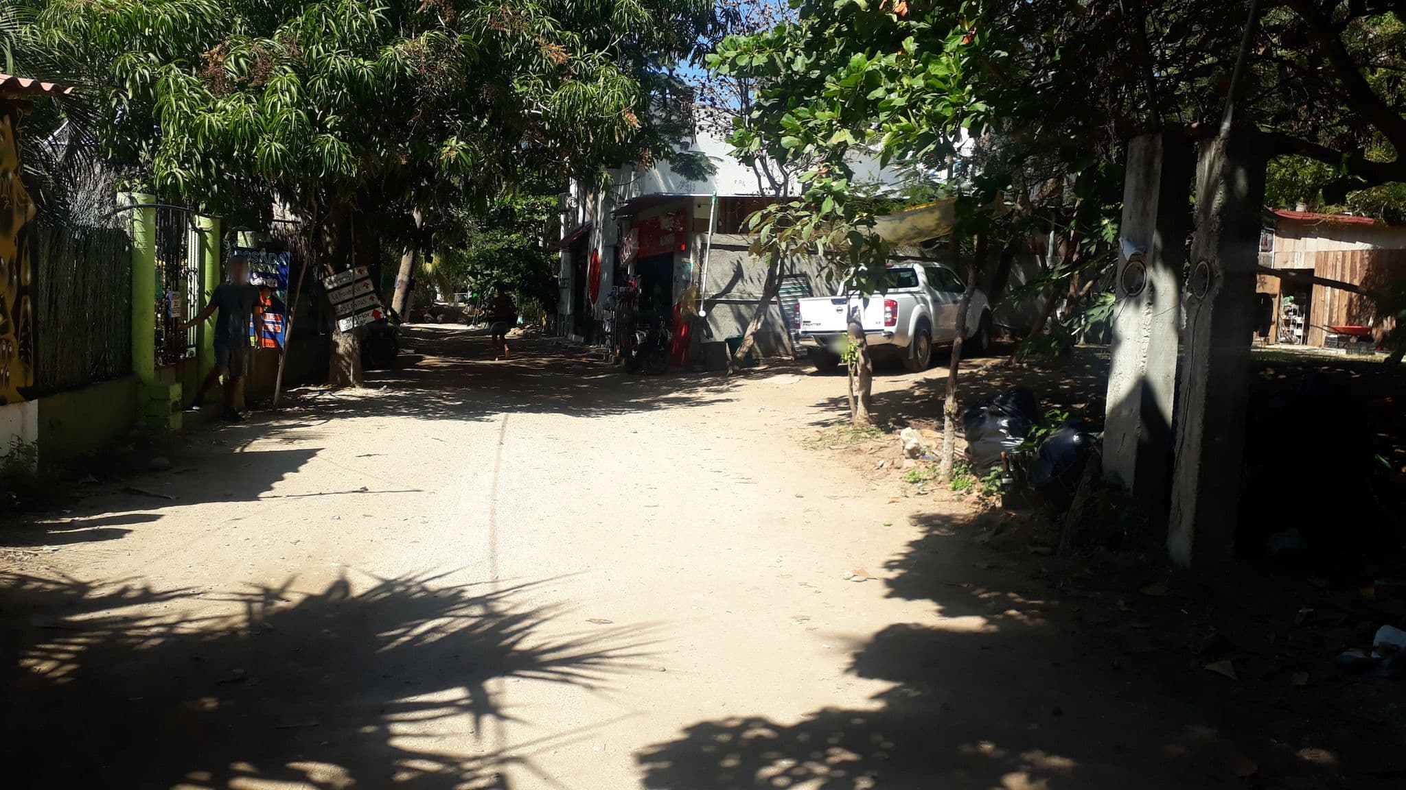 Street view near Posada Eva's Paradise, Puerto Ángel