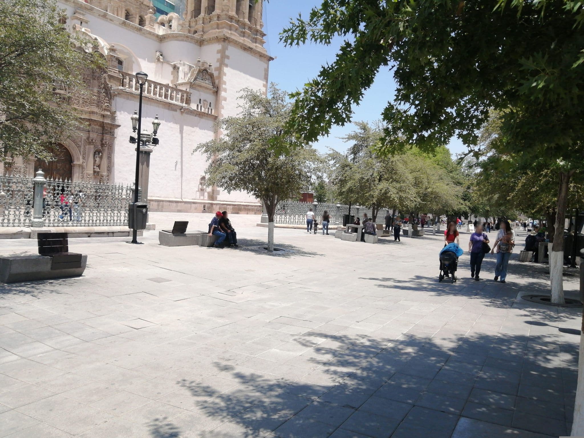 Street view near Central Hotel Boutique, Chihuahua — © MiguelLugo (CC BY-SA · Mapillary)