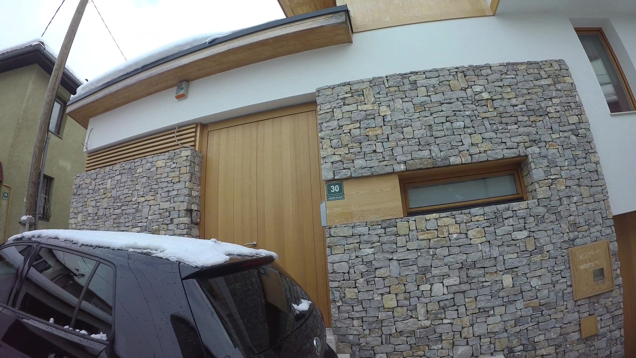 Street view near Ferhat Tuzlak priv.kuća, Kobilja Glava — © kaartcam (CC BY-SA · Mapillary)