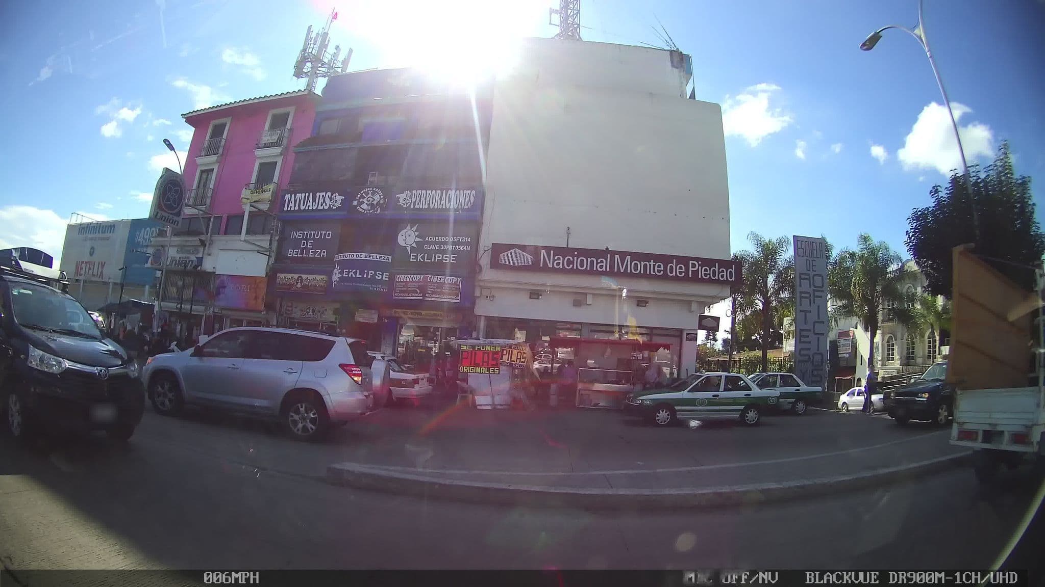 Street view near Hotel Plaza Crystal, Xalapa de Enríquez — © kaart_2 (CC BY-SA · Mapillary)