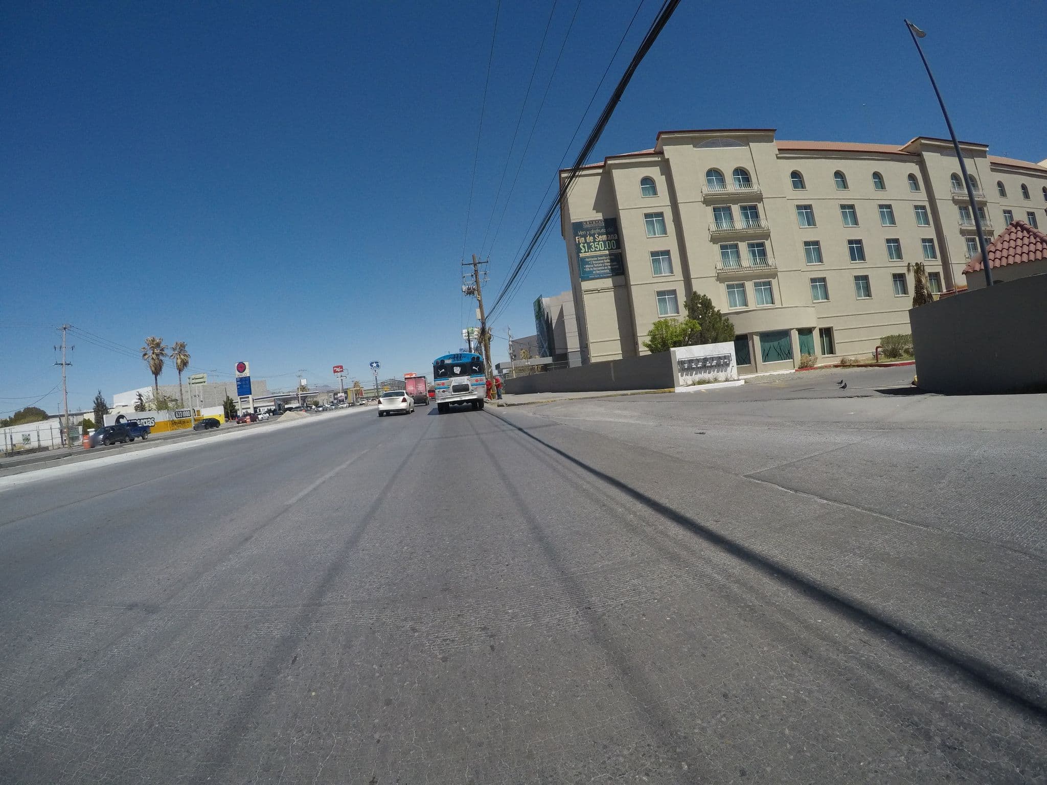 Street view near Hotel Krystal Urban Juárez, Ciudad Juárez — © dsrtsndnts (CC BY-SA · Mapillary)