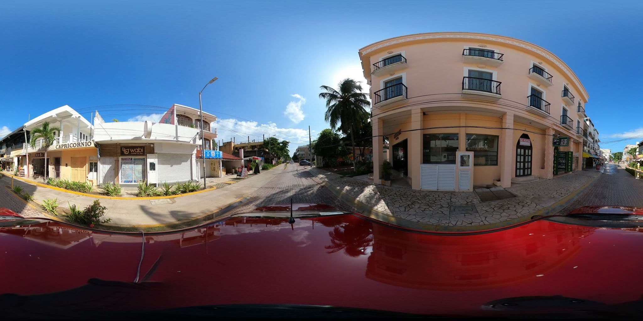 Street view near Los Itzaes, Playa del Carmen — © innerpace360 (CC BY-SA · Mapillary)