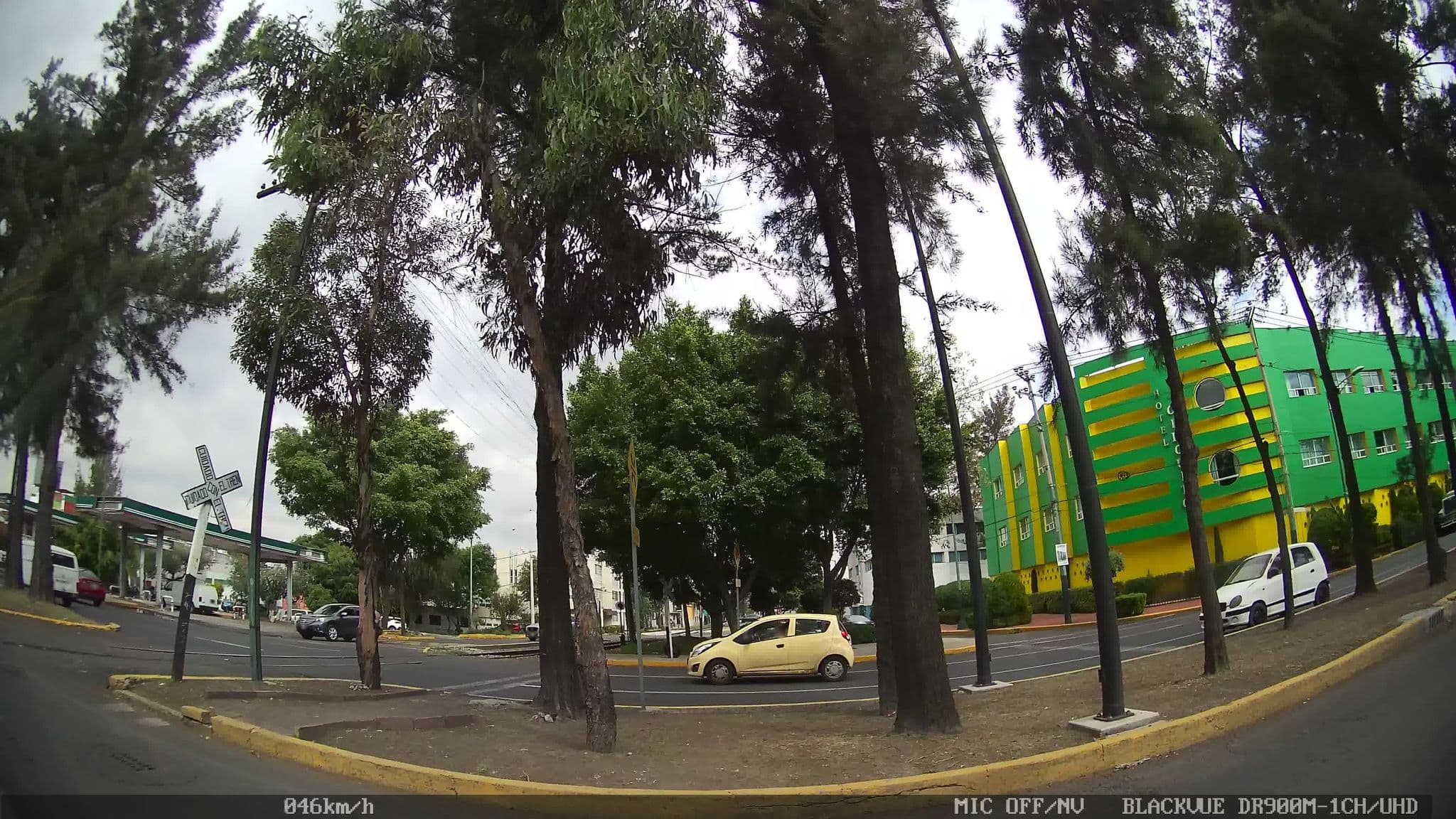 Street view near Hotel Circuito, Venustiano Carranza — © kaart_1 (CC BY-SA · Mapillary)