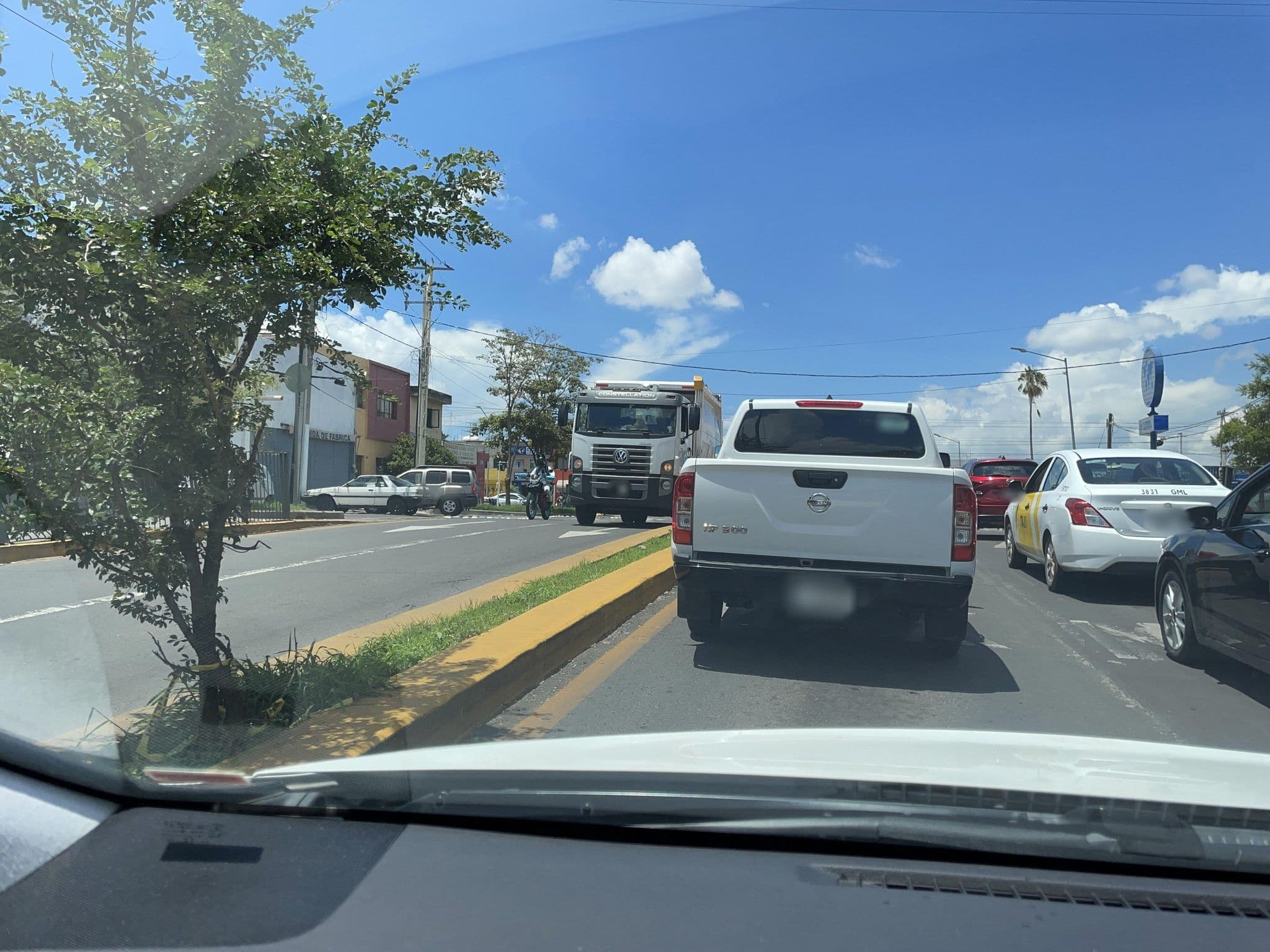 Street view near MOTEL PEDREGAL, Guadalajara — © DanielRguez14 (CC BY-SA · Mapillary)
