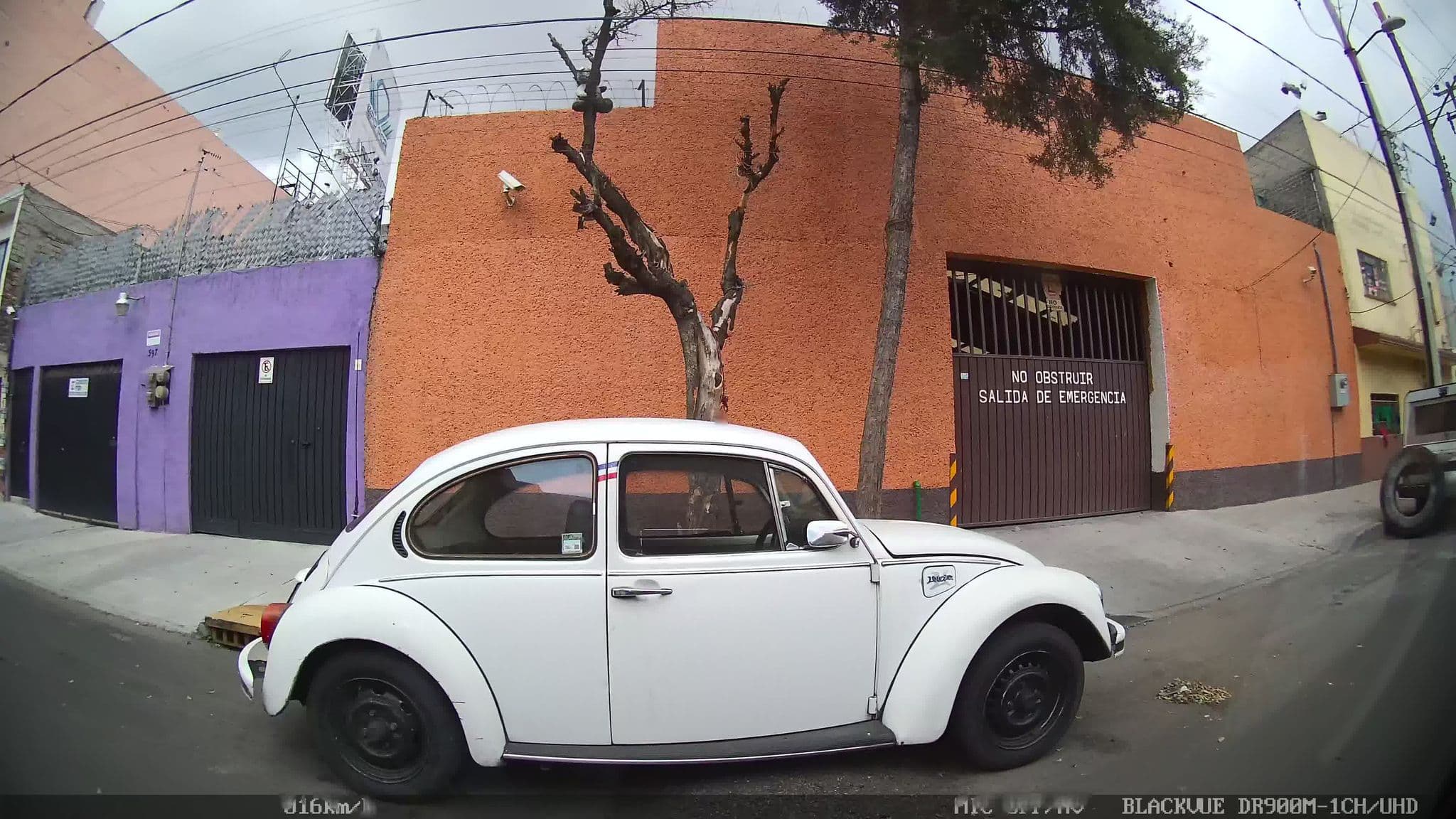 Street view near Hotel Aeropuerto, Venustiano Carranza — © kaart_4 (CC BY-SA · Mapillary)