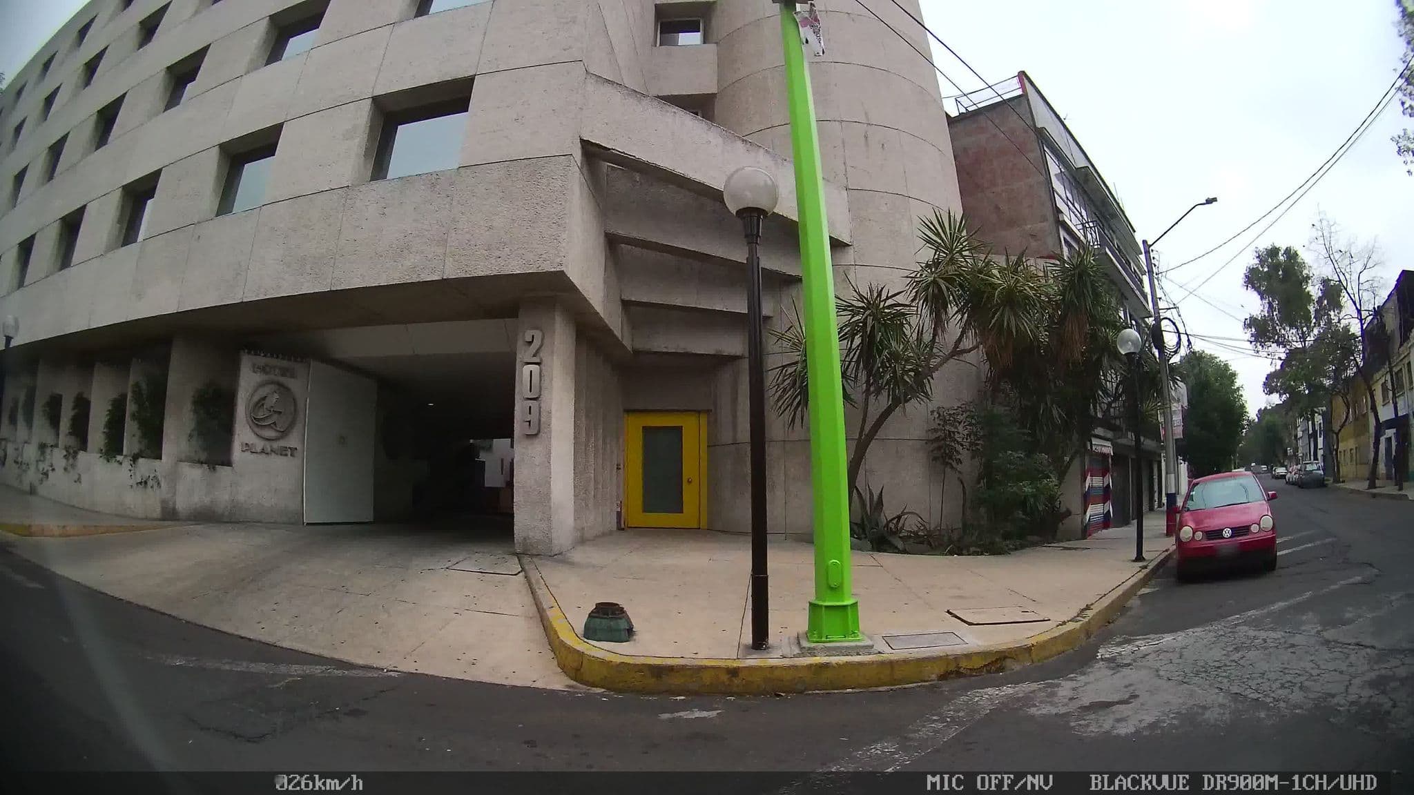 Street view near Hotel Planet, Venustiano Carranza — © kaart_4 (CC BY-SA · Mapillary)