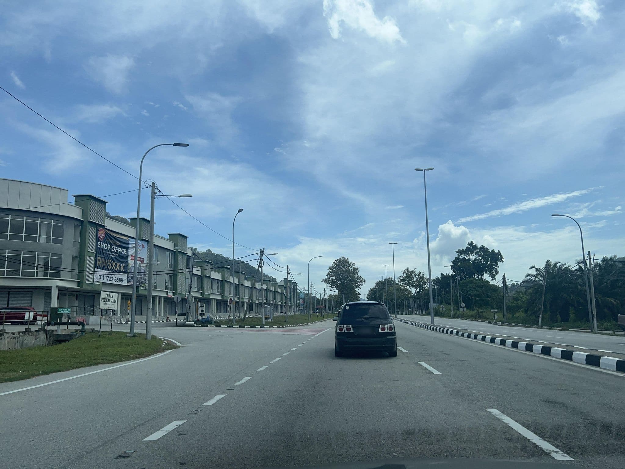 Street view near GM Holiday Permai Jaya, Lumut — © petajalanterbuka (CC BY-SA · Mapillary)