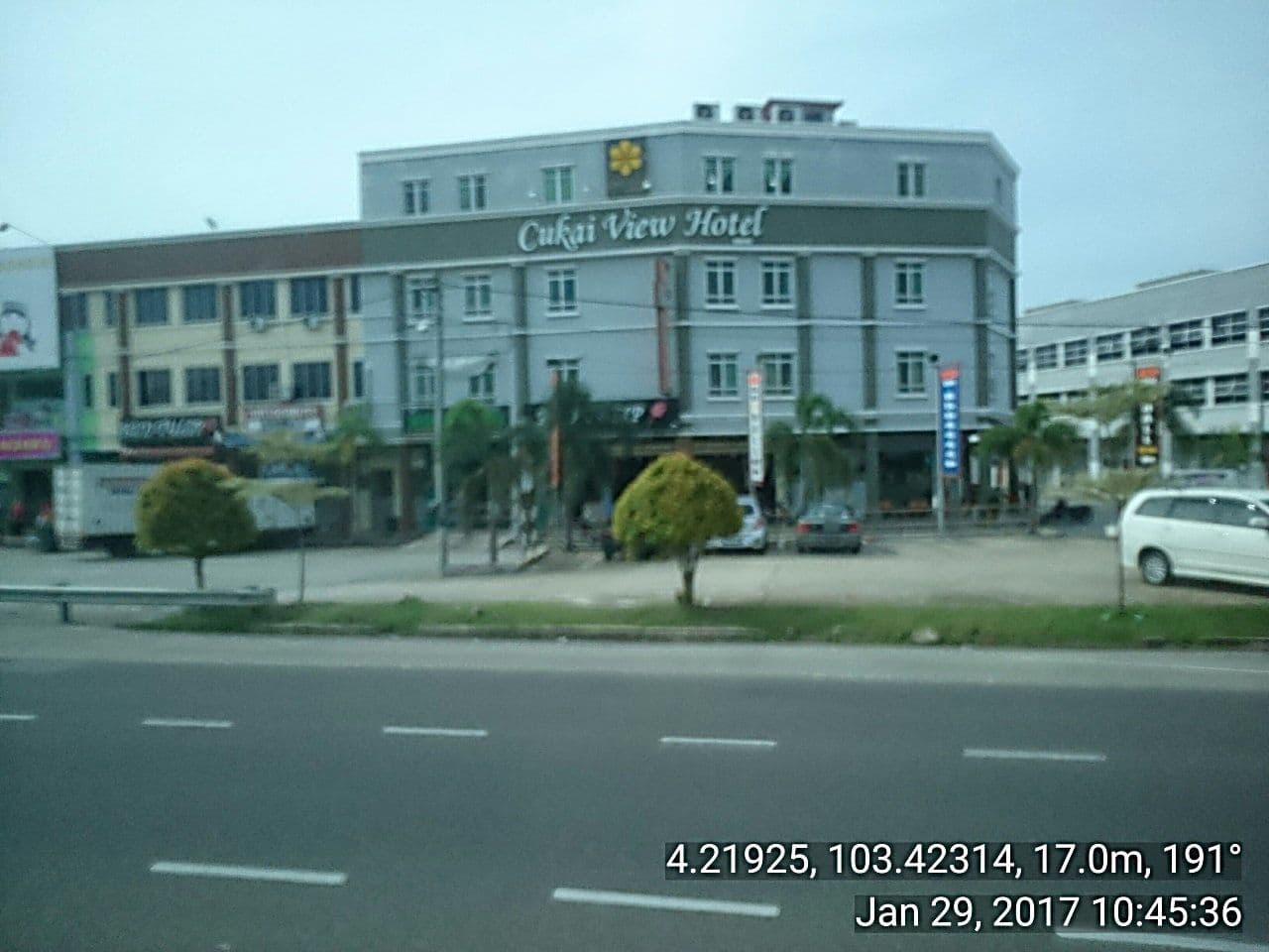 Street view near Cukai View Hotel, Cukai — © acai (CC BY-SA · Mapillary)