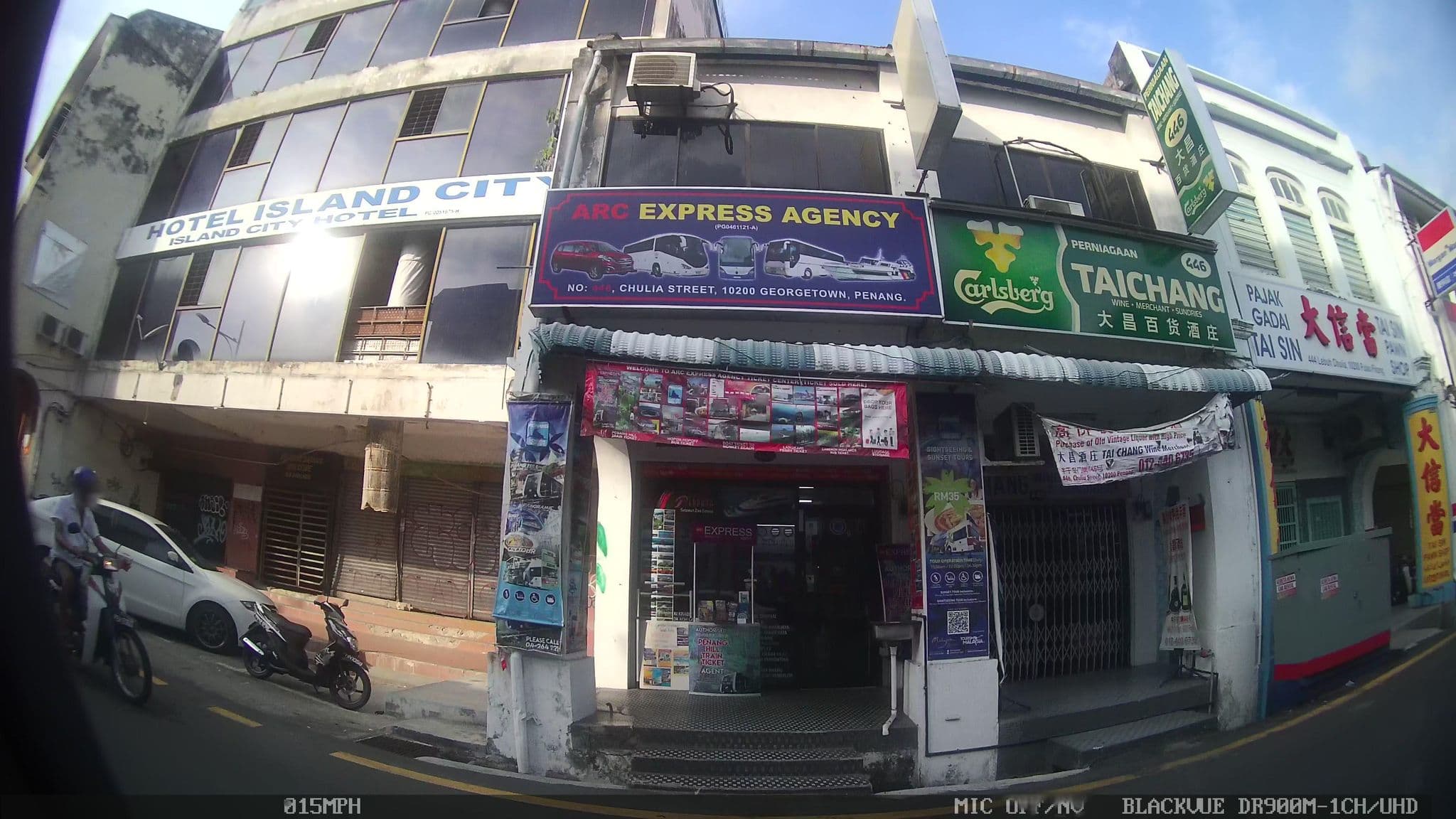 Street view near Hang Chow Hotel, George Town