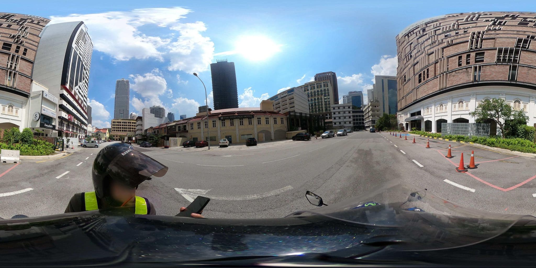 Street view near Hotel Stripes Kuala Lumpur, Autograph Collection, Kampung Baru — © ahlang2 (CC BY-SA · Mapillary)