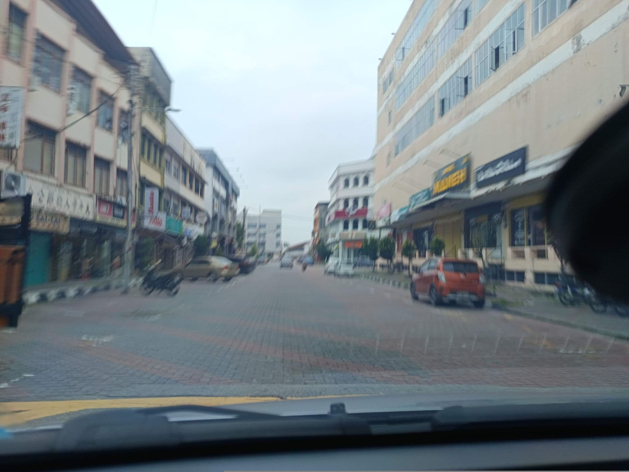 Street view near Hotel Queen, Taiping — © YikQin (CC BY-SA · Mapillary)